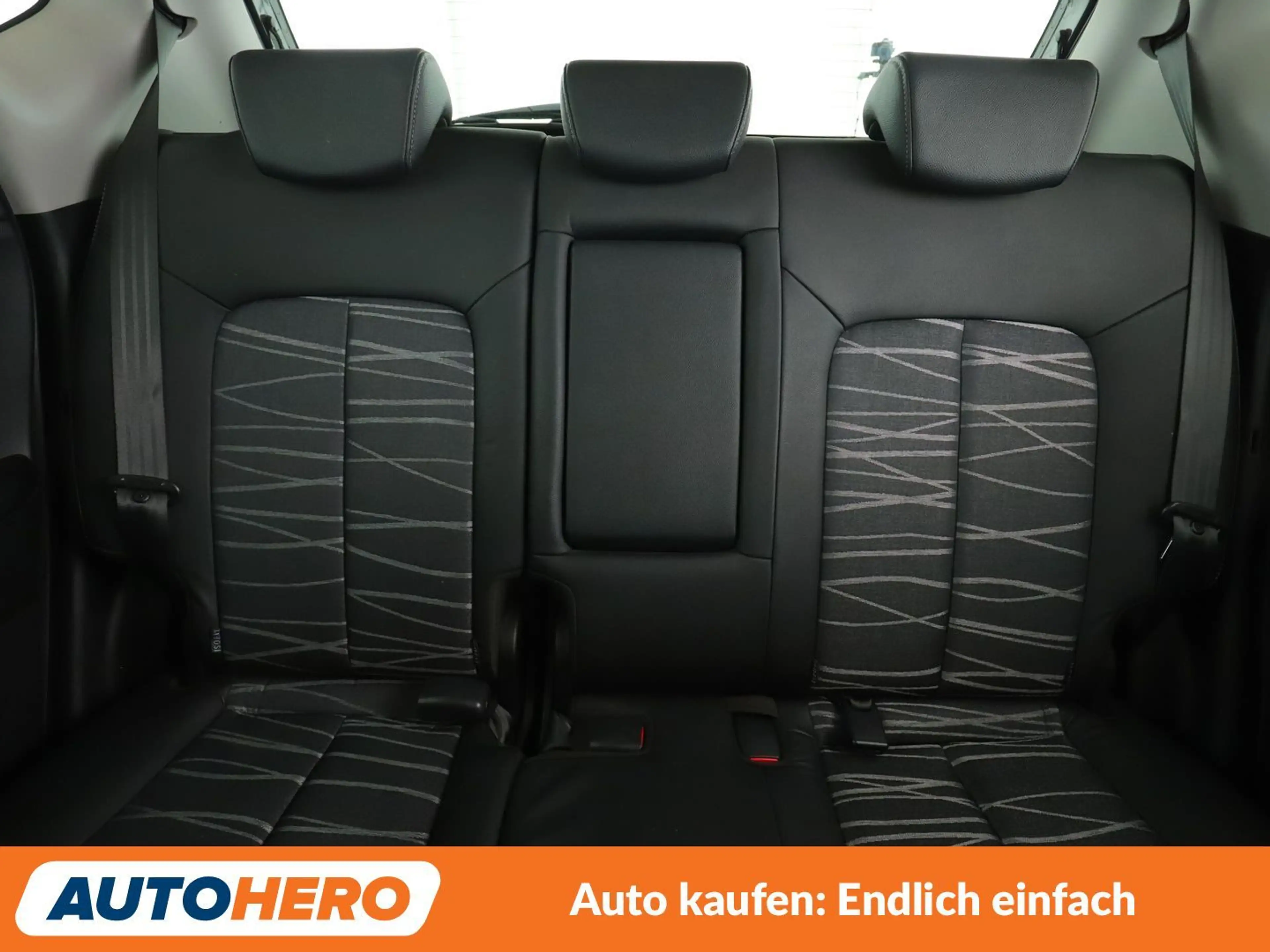 Kia Venga 1.6 Edition 7 Aut.*NAVI*TEMPO*PDC*SHZ*AHK* — photo 15