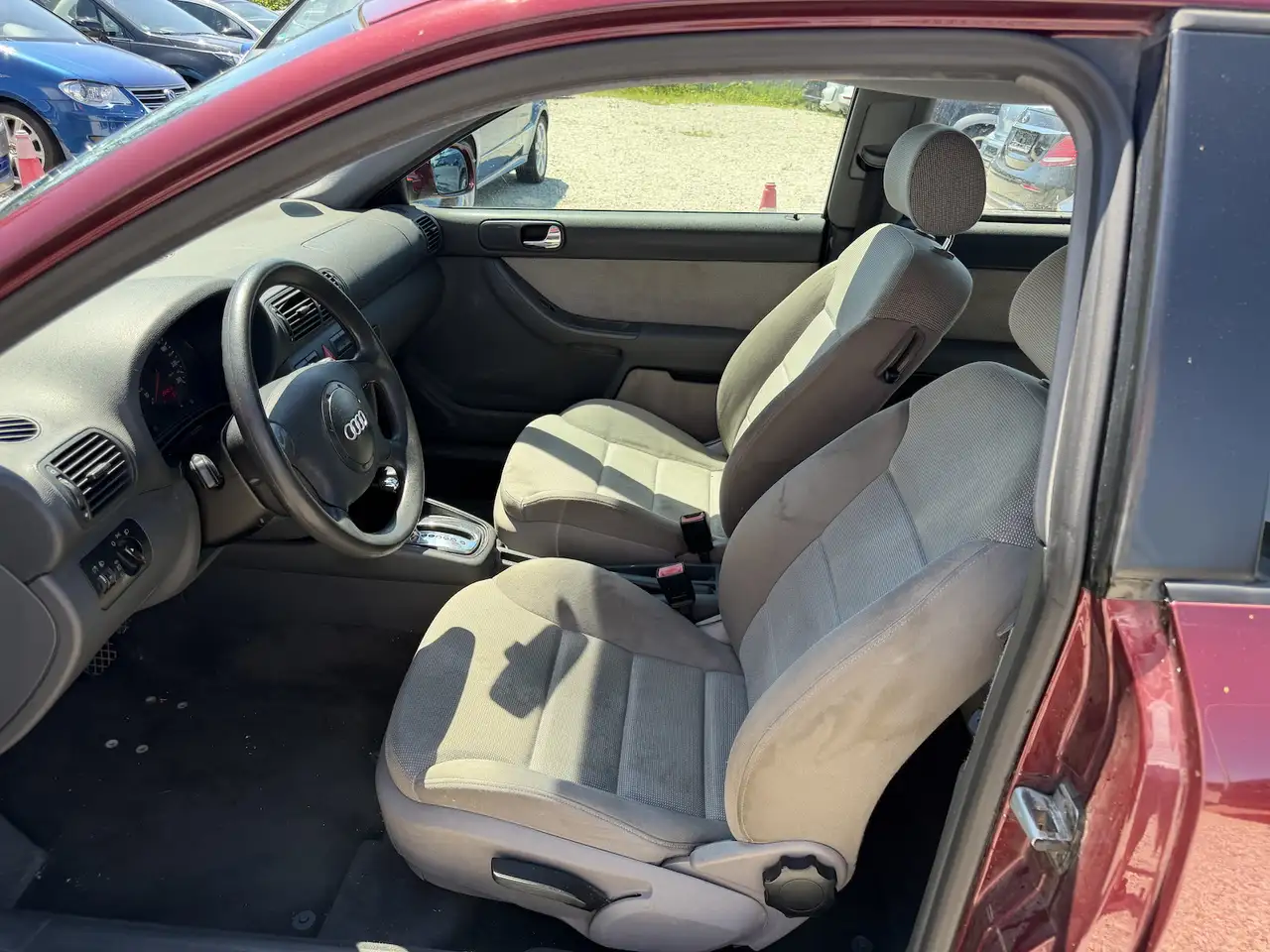 Audi A3 1.6i Attraction Automatik Klima PDC, foto 8