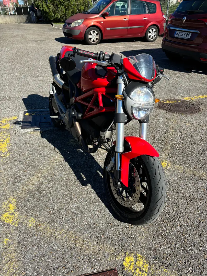 Ducati Monster 696 2009 Красный - 2