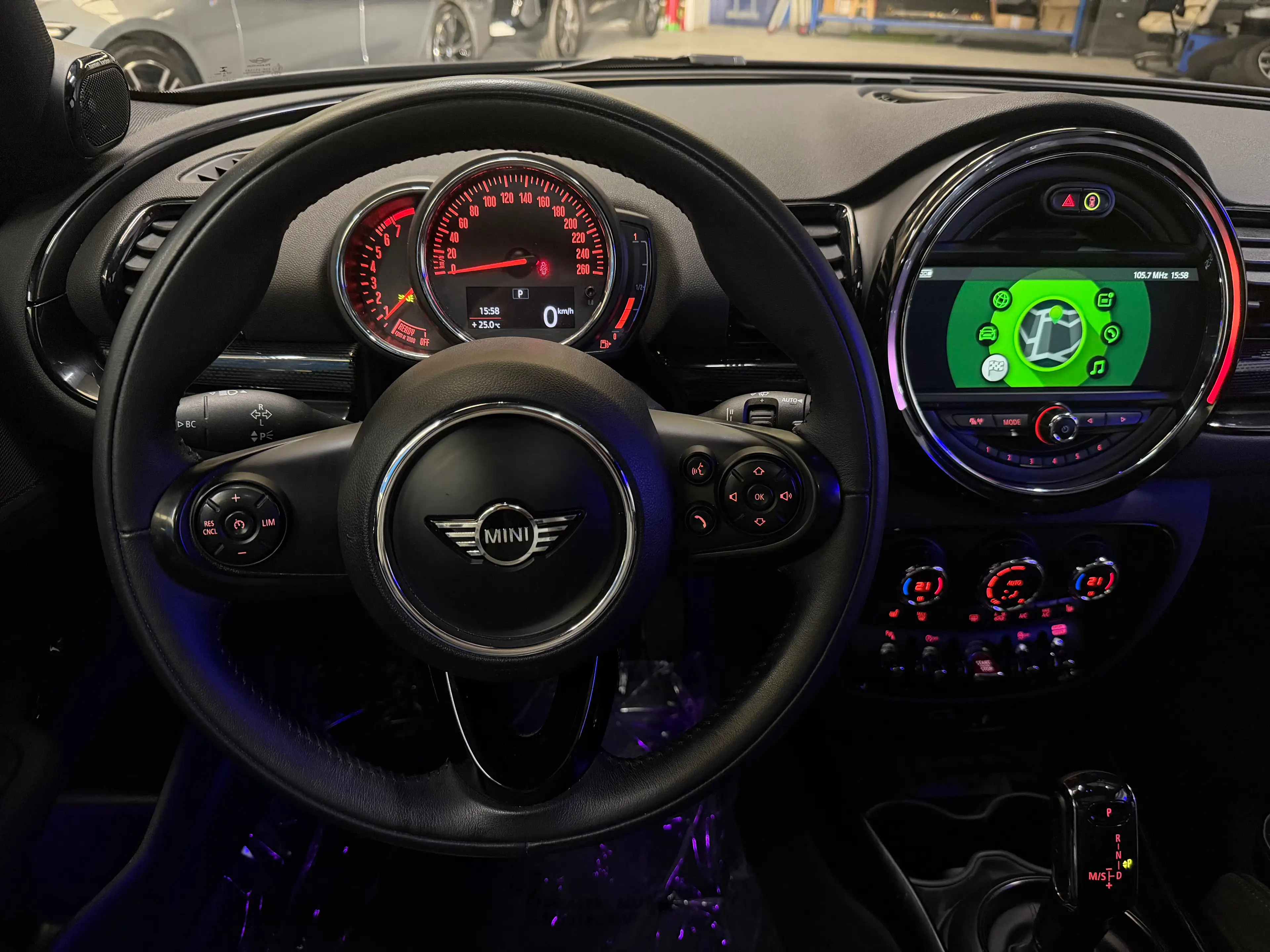 MINI Cooper S Clubman Mini Clubman 2.0A Cooper S — photo 9