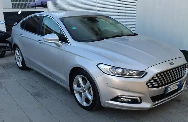 Ford Mondeo Mondeo 5p 1.5 ecoboost Business