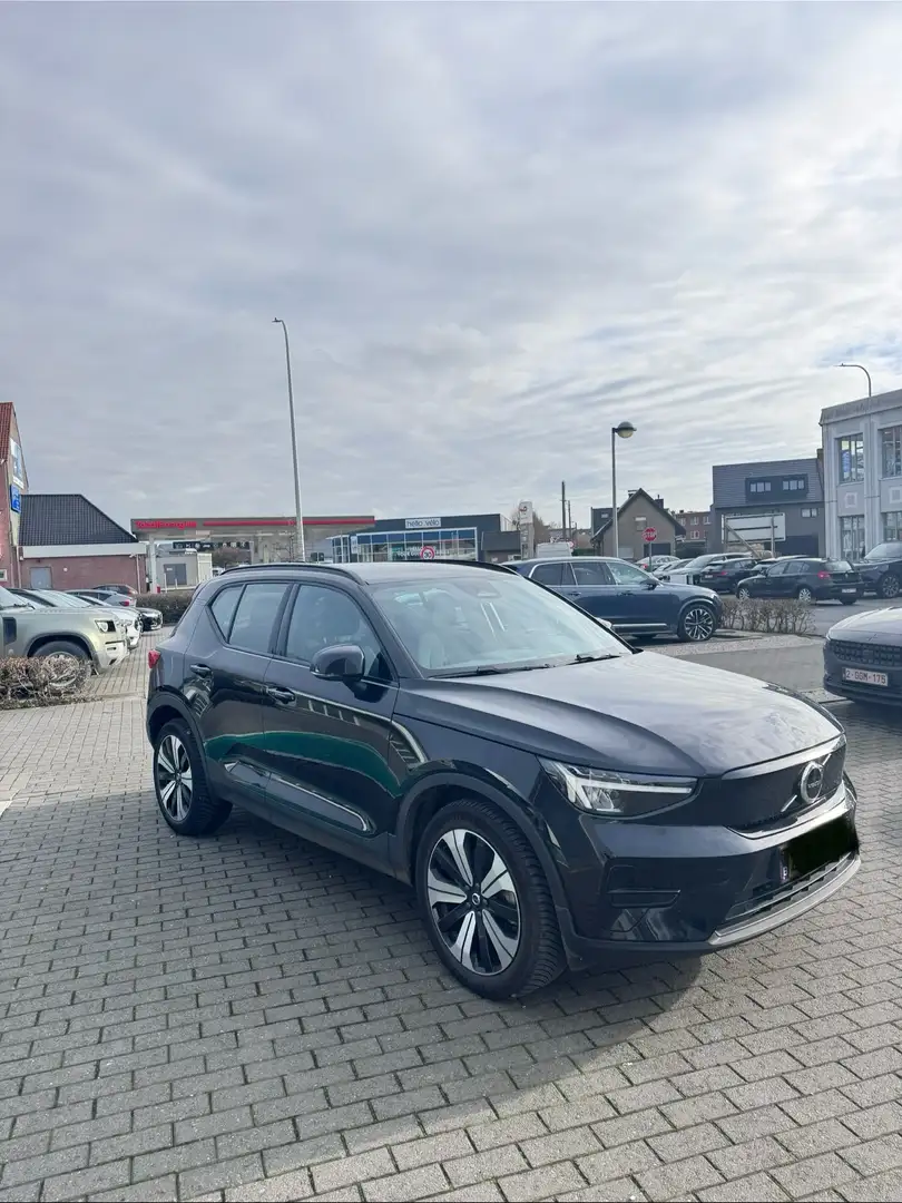 Volvo XC40 Recharge 82 kWh Single M. Extended Range RWD Core Noir - 1