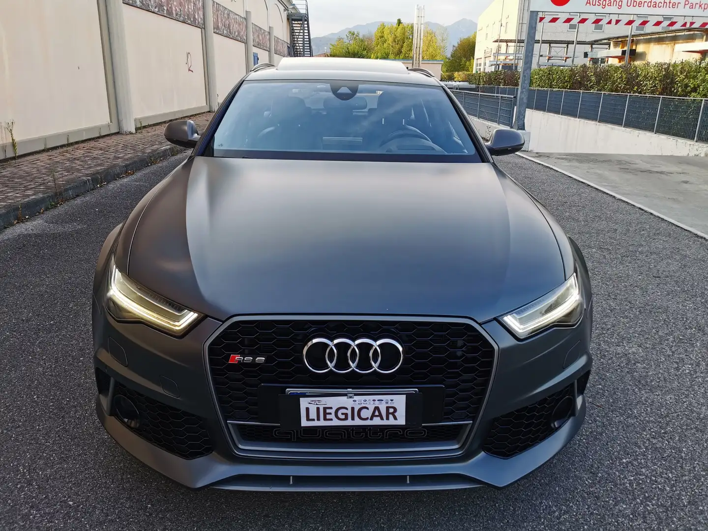 Audi RS6 PERFORMANCE 605CV CARBO AKRAPOVIC MATRIX Gris - 2