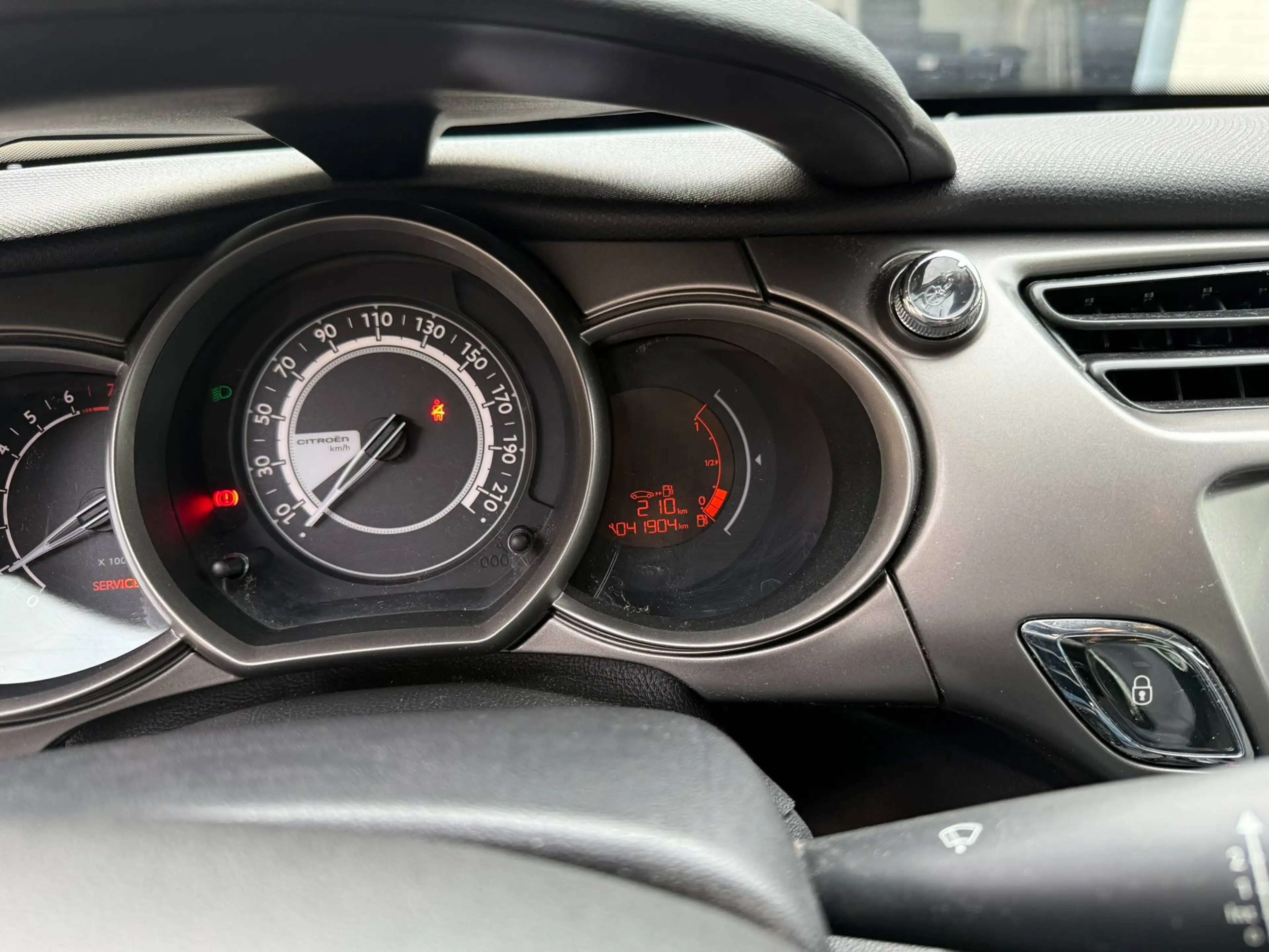 Citroen C3 C3 Pure Tech VTi 82 Selection — photo 10
