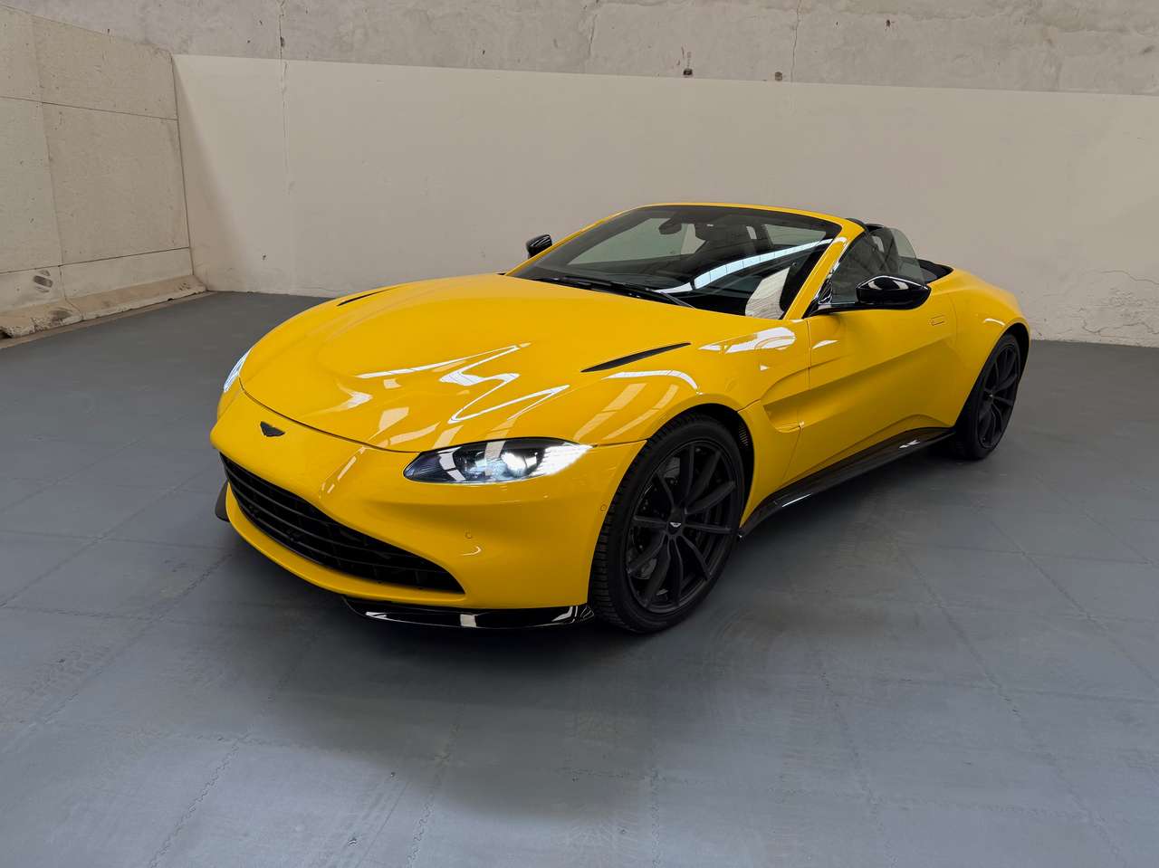 Aston Martin Vantage Roadster V8 *ITALIANA*UNICO PROPRIETARIO*IVA ESPOSTA*