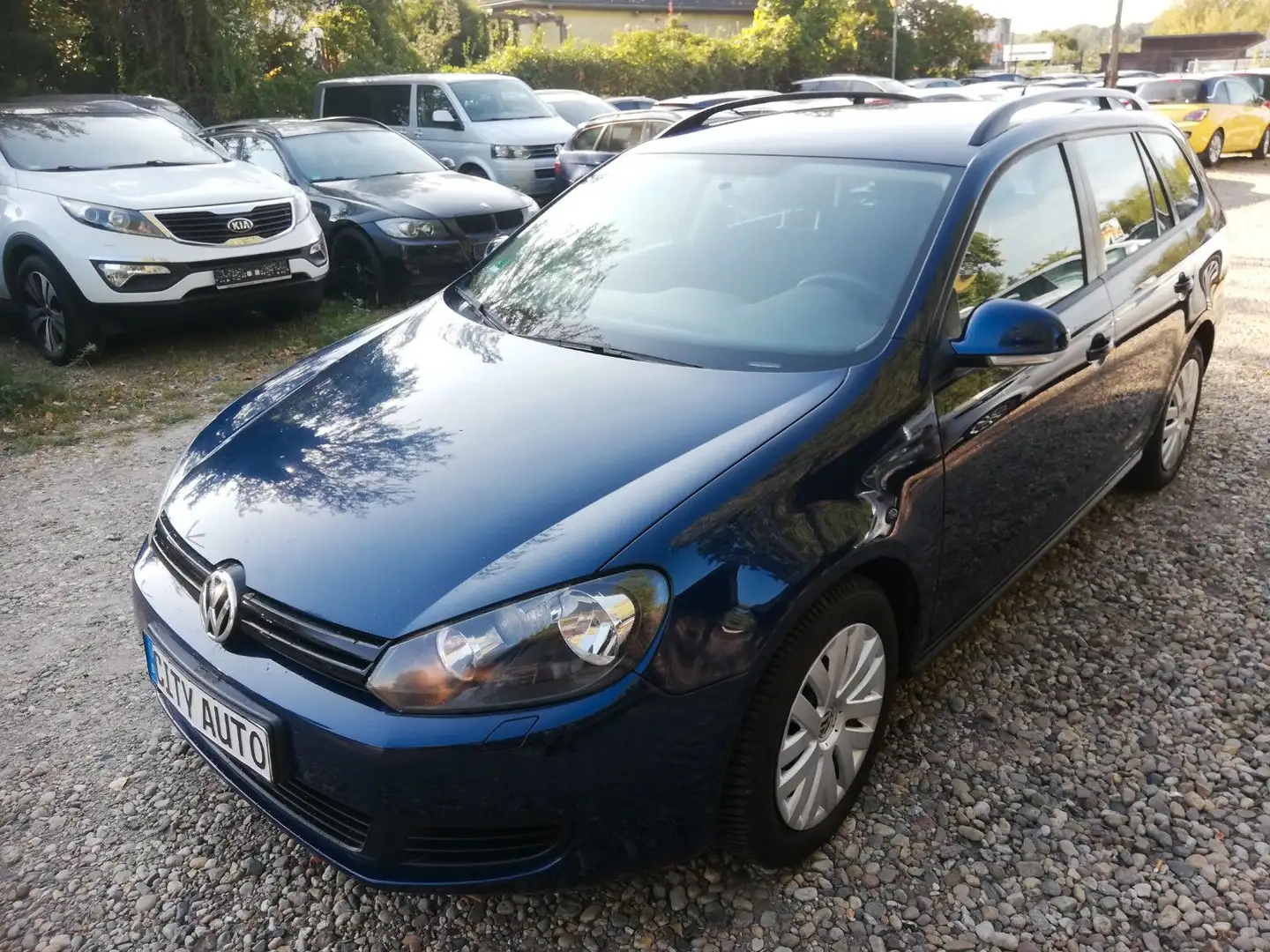 Volkswagen Golf 1.6 Kombi Blau - 1