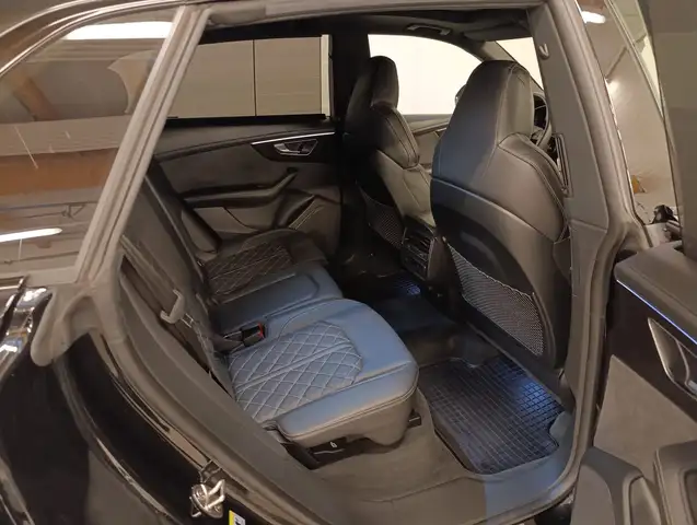 Audi Q8 55 TFSI e quattro Ansicht 11