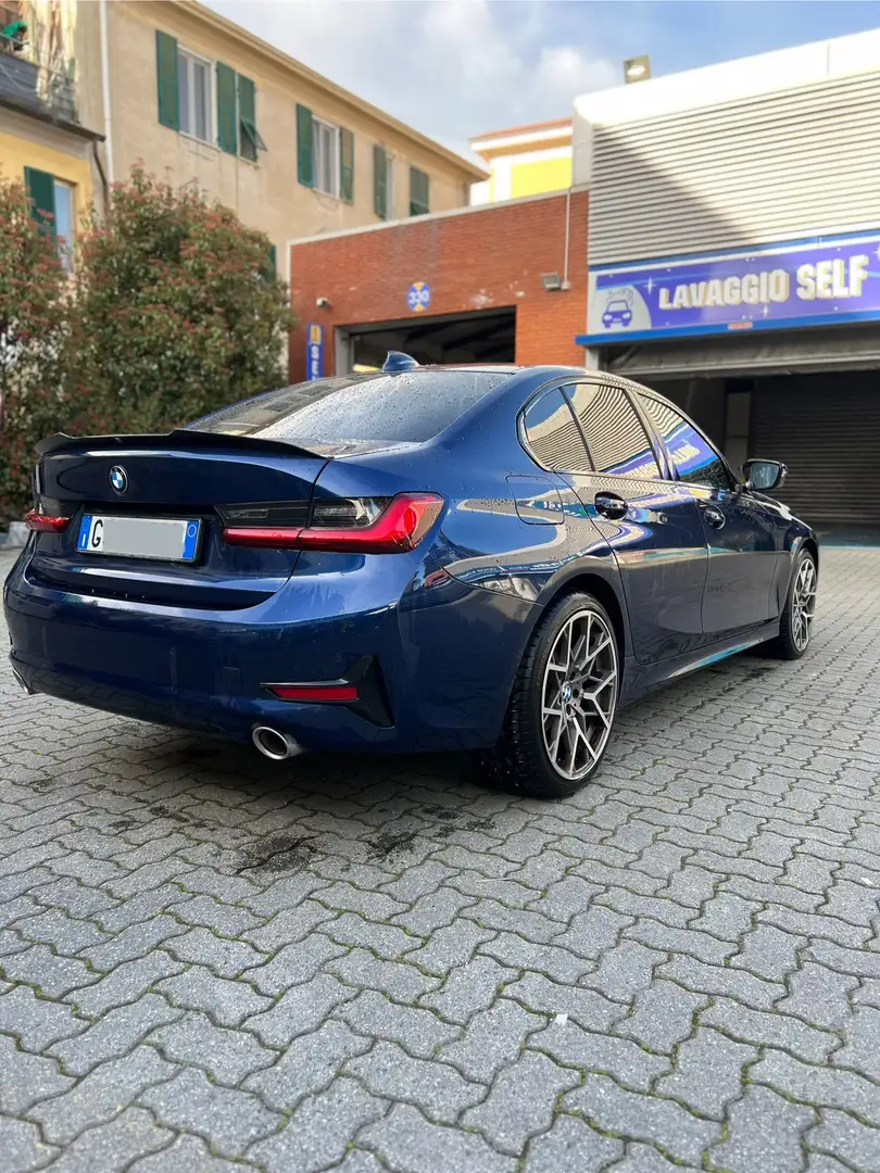BMW 320 320i  Sport - 2