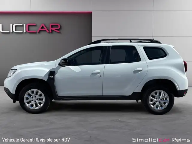 Dacia Duster view 4
