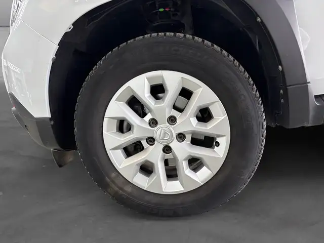 Dacia Duster view 15