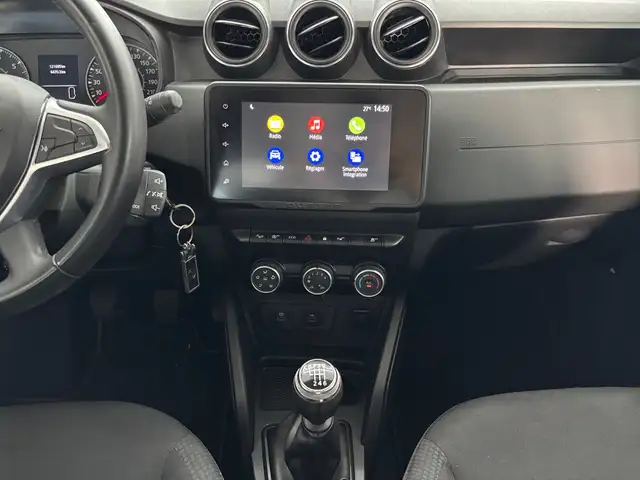 Dacia Duster view 11