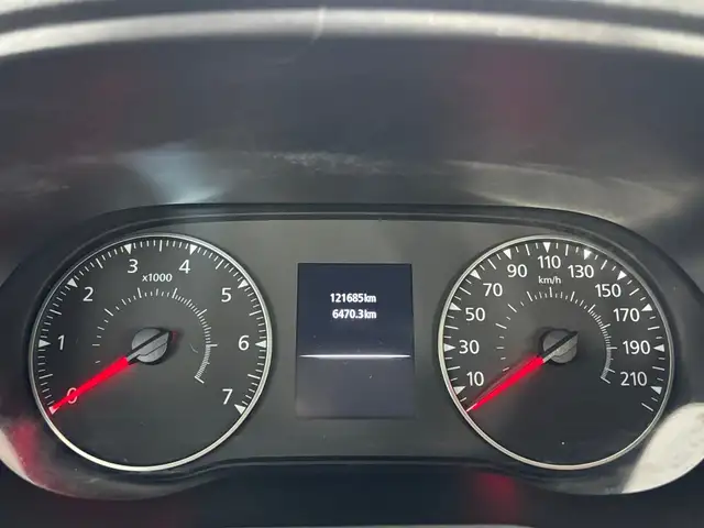 Dacia Duster view 14