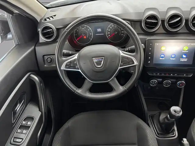 Dacia Duster view 13
