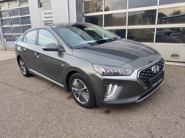 Hyundai IONIQ GDi ISG Feel 6-DCT