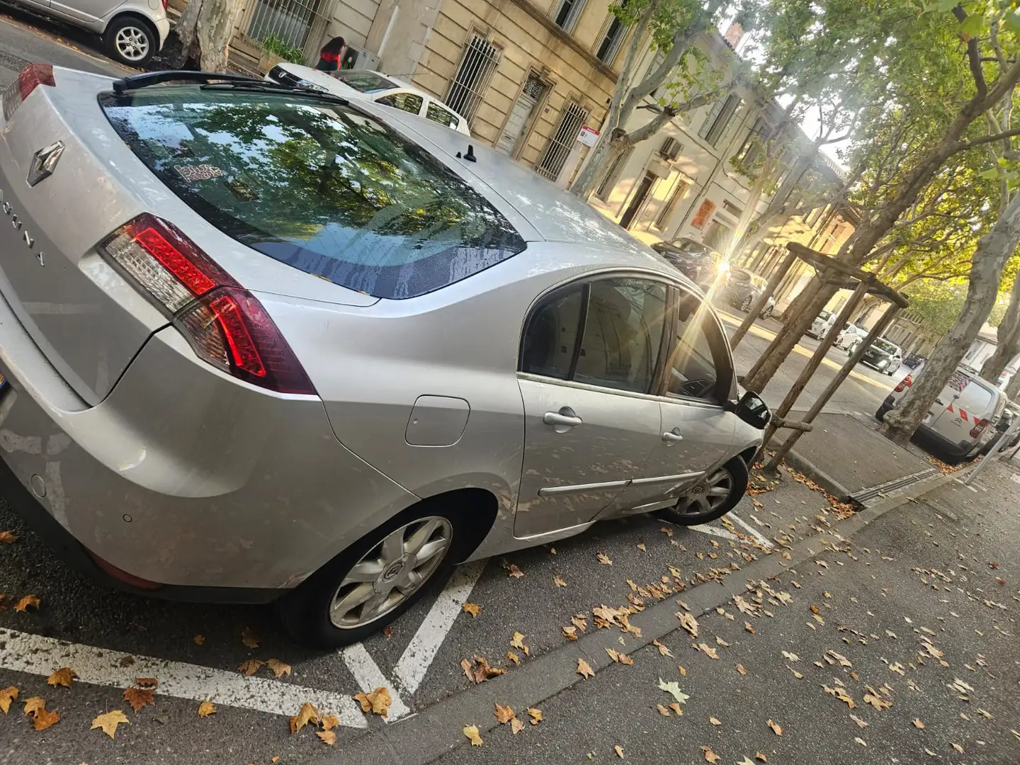 Renault Laguna laguna 3 berline 1.5l dci eco2 110 ch - 2