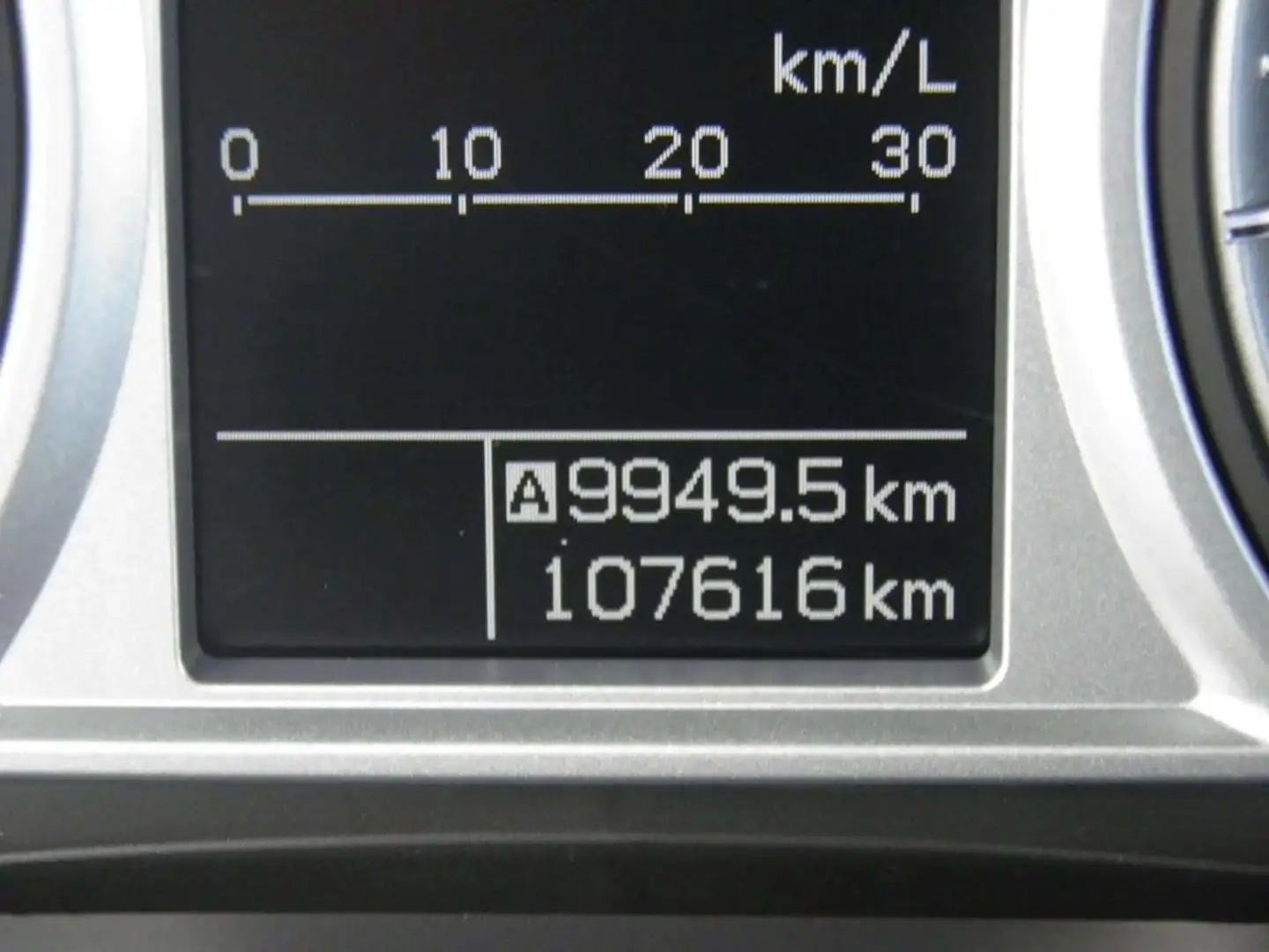 Suzuki Vitara 1.6 VVT V-Top Weiß - 2