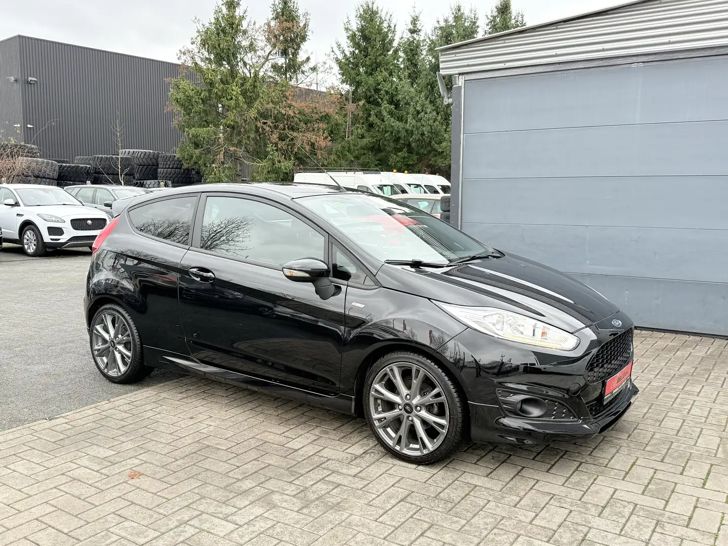 Ford Fiesta Fiesta 1.0i Start-Stop ST-LINE 1j garantie - 2