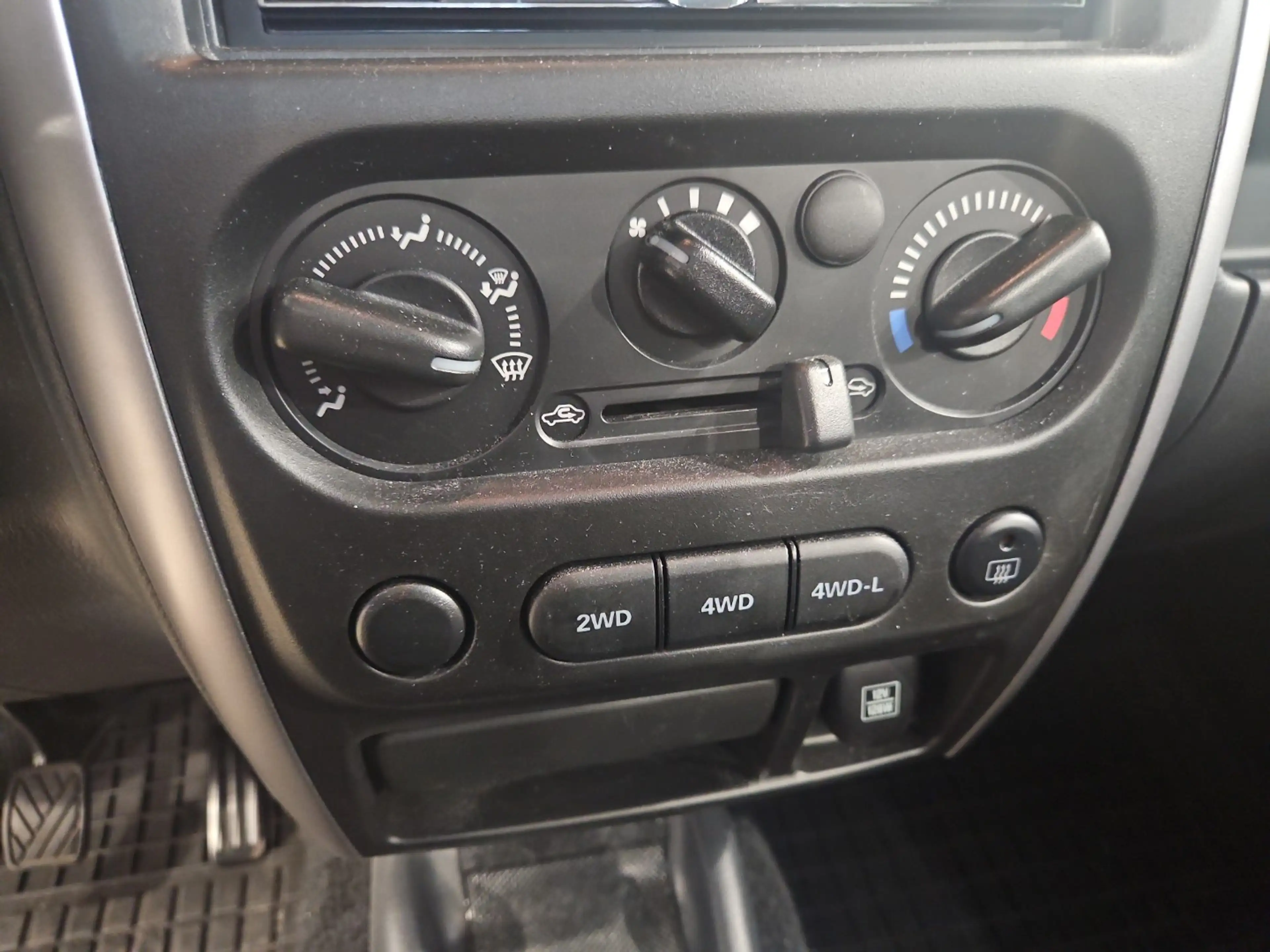 Suzuki Jimny 1.3 Club Nur 36900 KM 1. Hand !! Club Lim. — photo 11