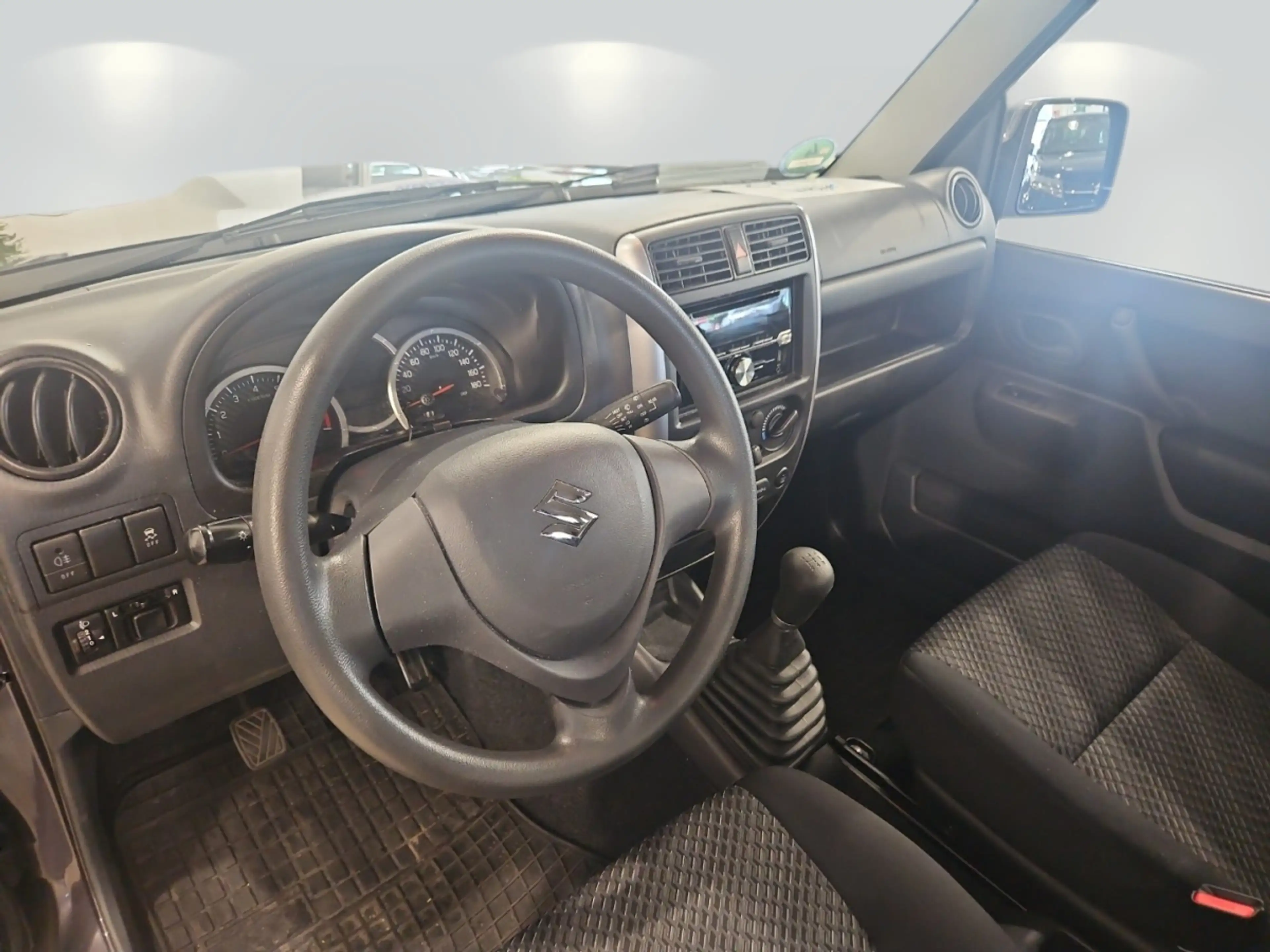 Suzuki Jimny 1.3 Club Nur 36900 KM 1. Hand !! Club Lim. — photo 8