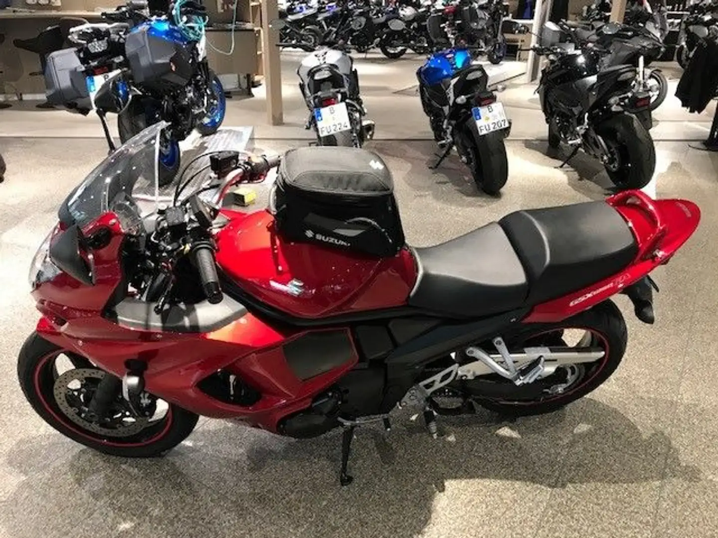 Suzuki GSX 1250 FA * tiefer * ABS * 1.Hand * Leo Vince - 2