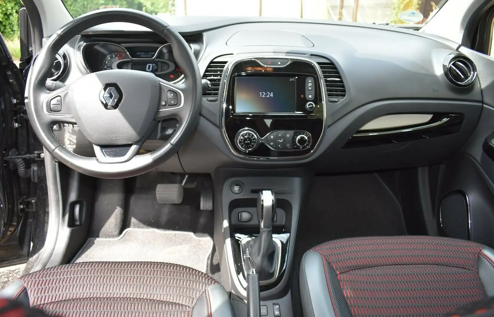 Renault Captur Captur Automatik TCe 120 PS EDC XMOD Schwarz - 2