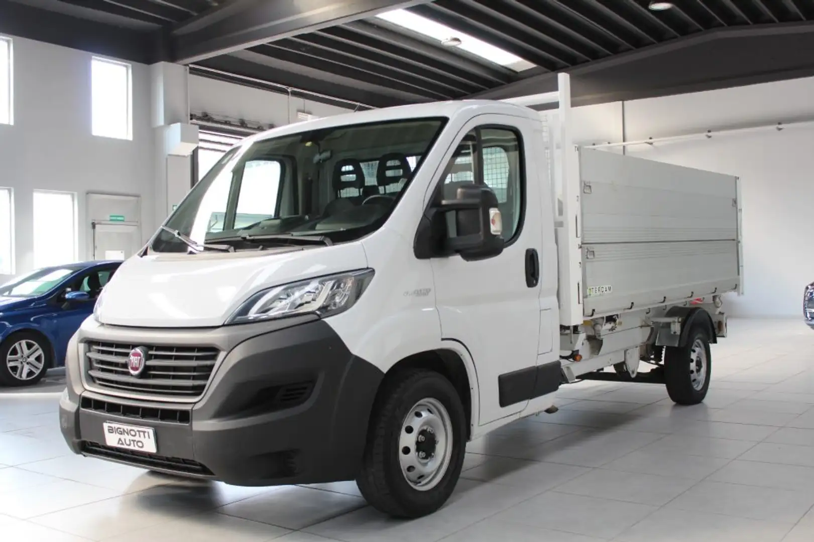 Fiat Ducato 35 2.3 140CV PL RIBALTABILE -SPONDE ALTE-GANCIO TR Biały - 1