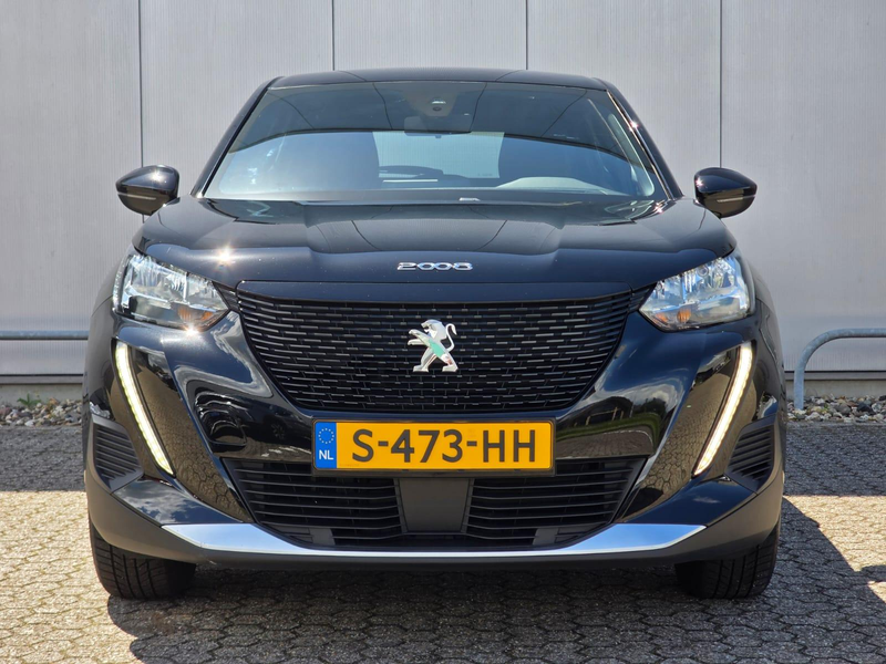 Peugeot e-2008 EV Active 50 kWh Carplay / Android Auto | Climate — photo 2