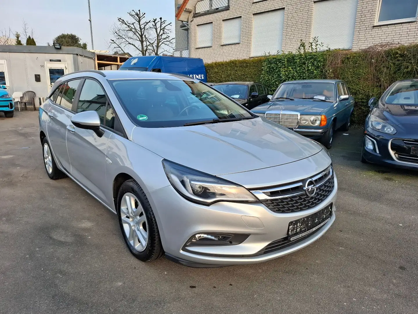 Opel Astra K Sports Tourer Business Start/Stop Silber - 1
