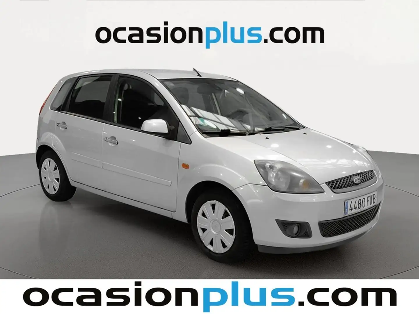 Ford Fiesta 1.3 Newport Gris - 2