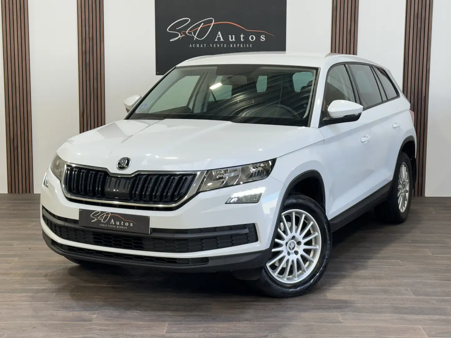Skoda Kodiaq 1.4TSi * 1ER PROPRIÉTAIRE * CARNET COMPLET * Blanc - 1
