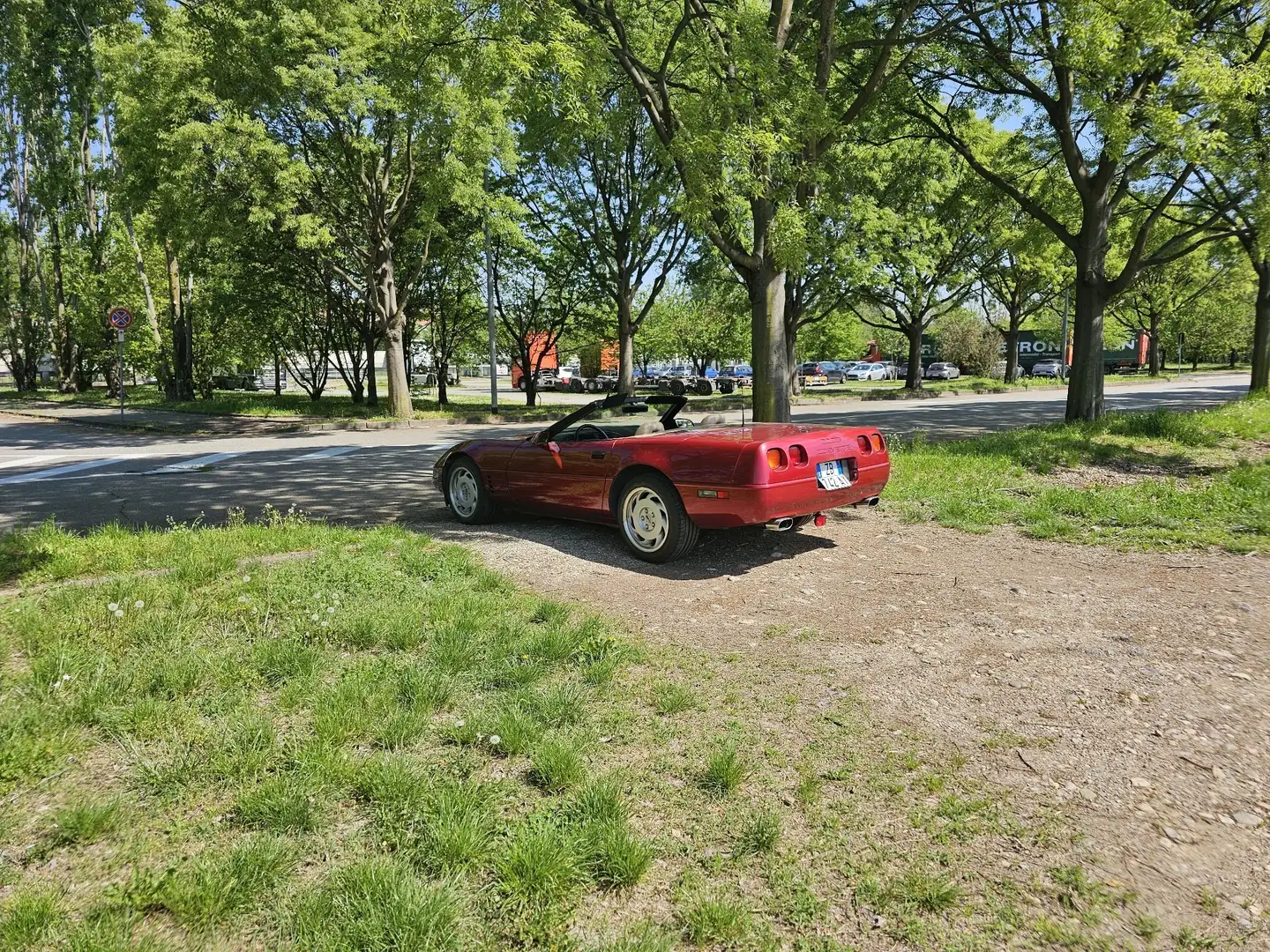 Chevrolet Corvette Cabrio 5.7 V8 auto Kırmızı - 2