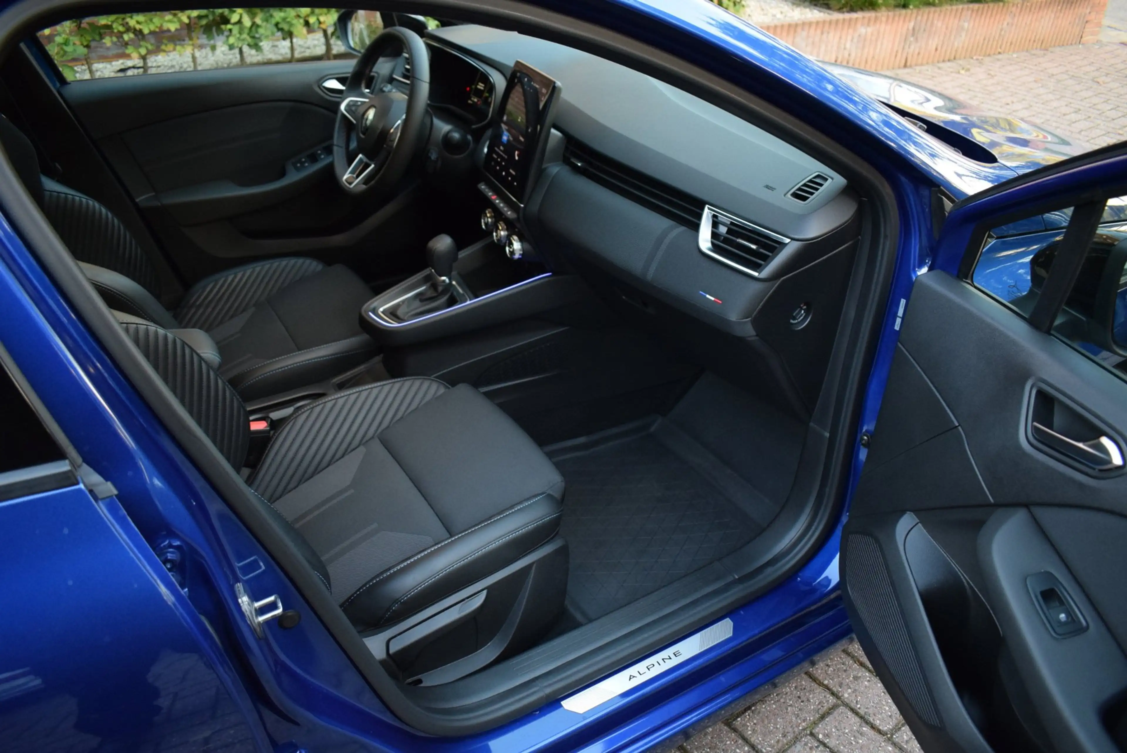 Renault Clio 1.6 E-Tech Full Hybrid 145 esprit Alpine AUTOM/ADA — photo 18