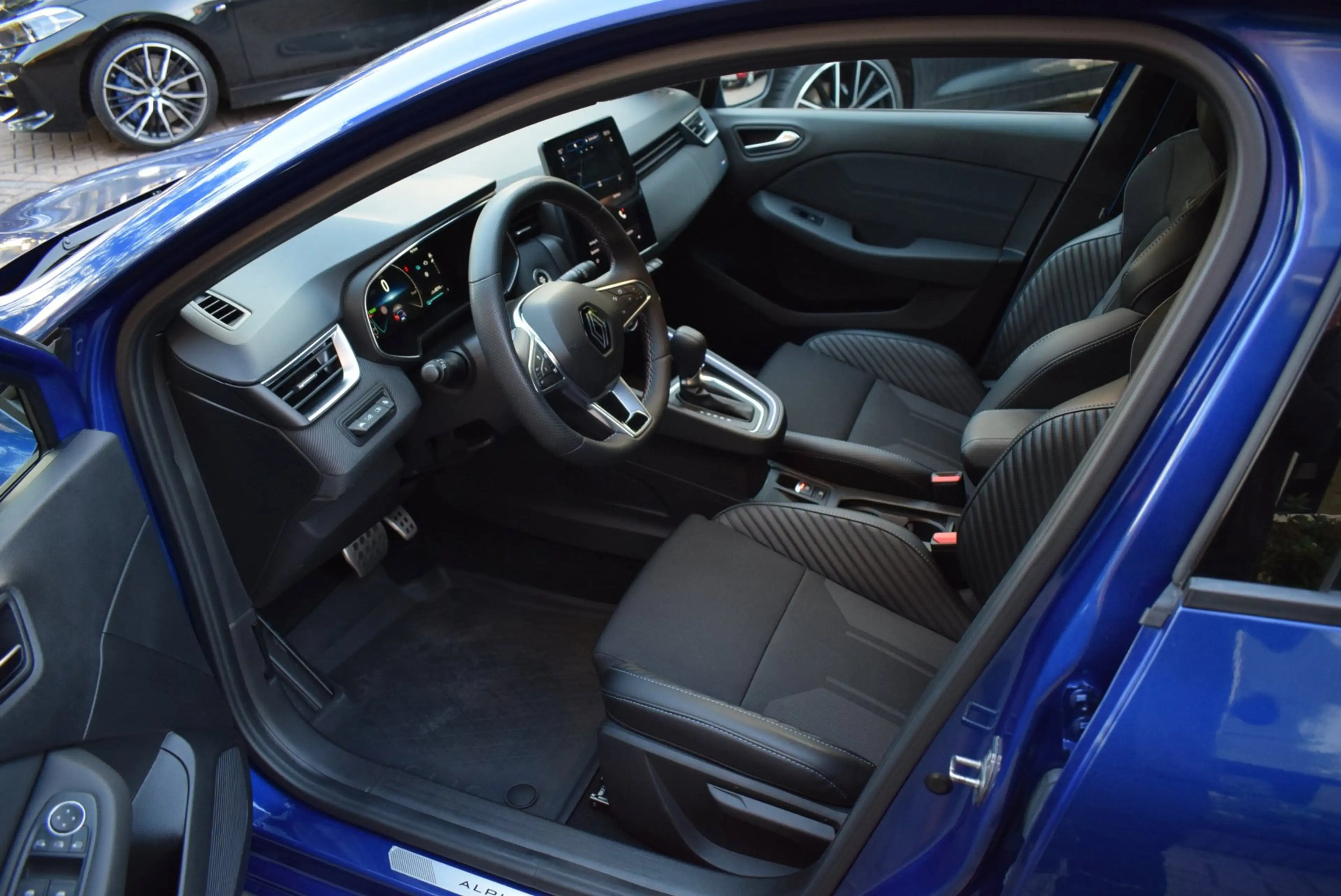 Renault Clio 1.6 E-Tech Full Hybrid 145 esprit Alpine AUTOM/ADA — photo 14