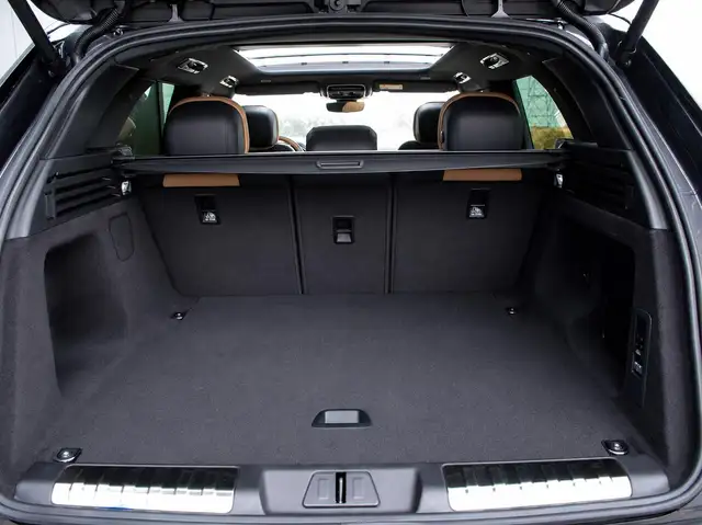 Land Rover Range Rover Sport view 12