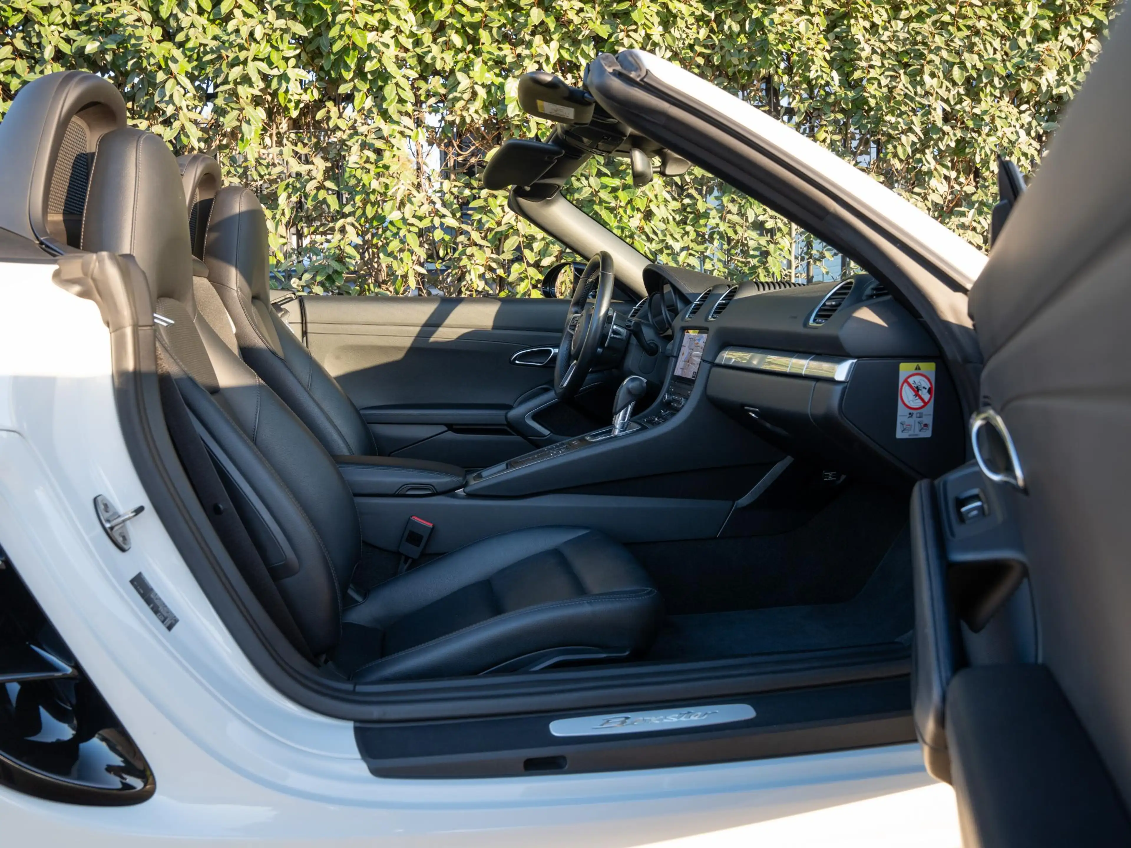 Porsche 718 Boxster 2.0 — photo 32