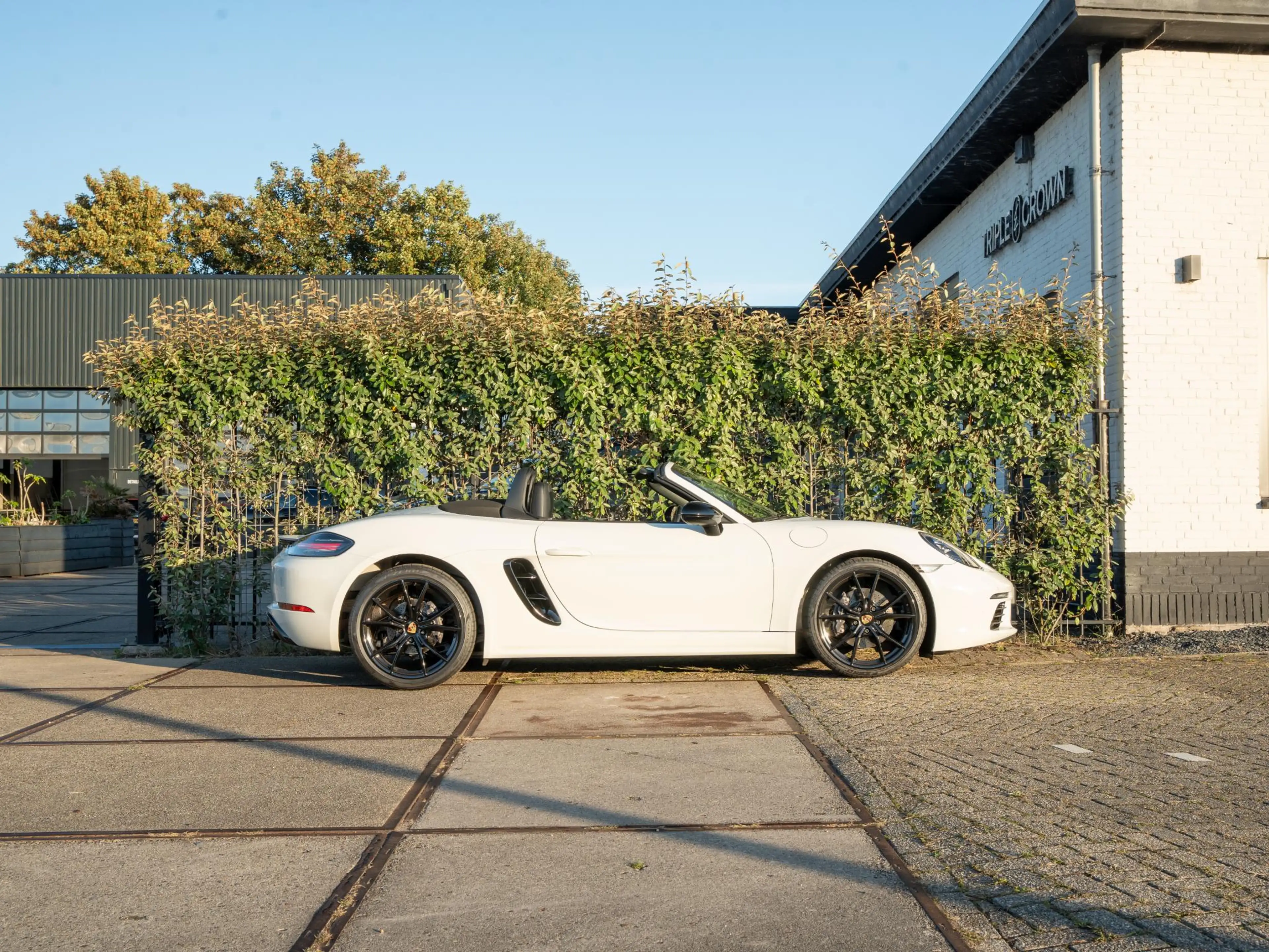 Porsche 718 Boxster 2.0 — photo 29