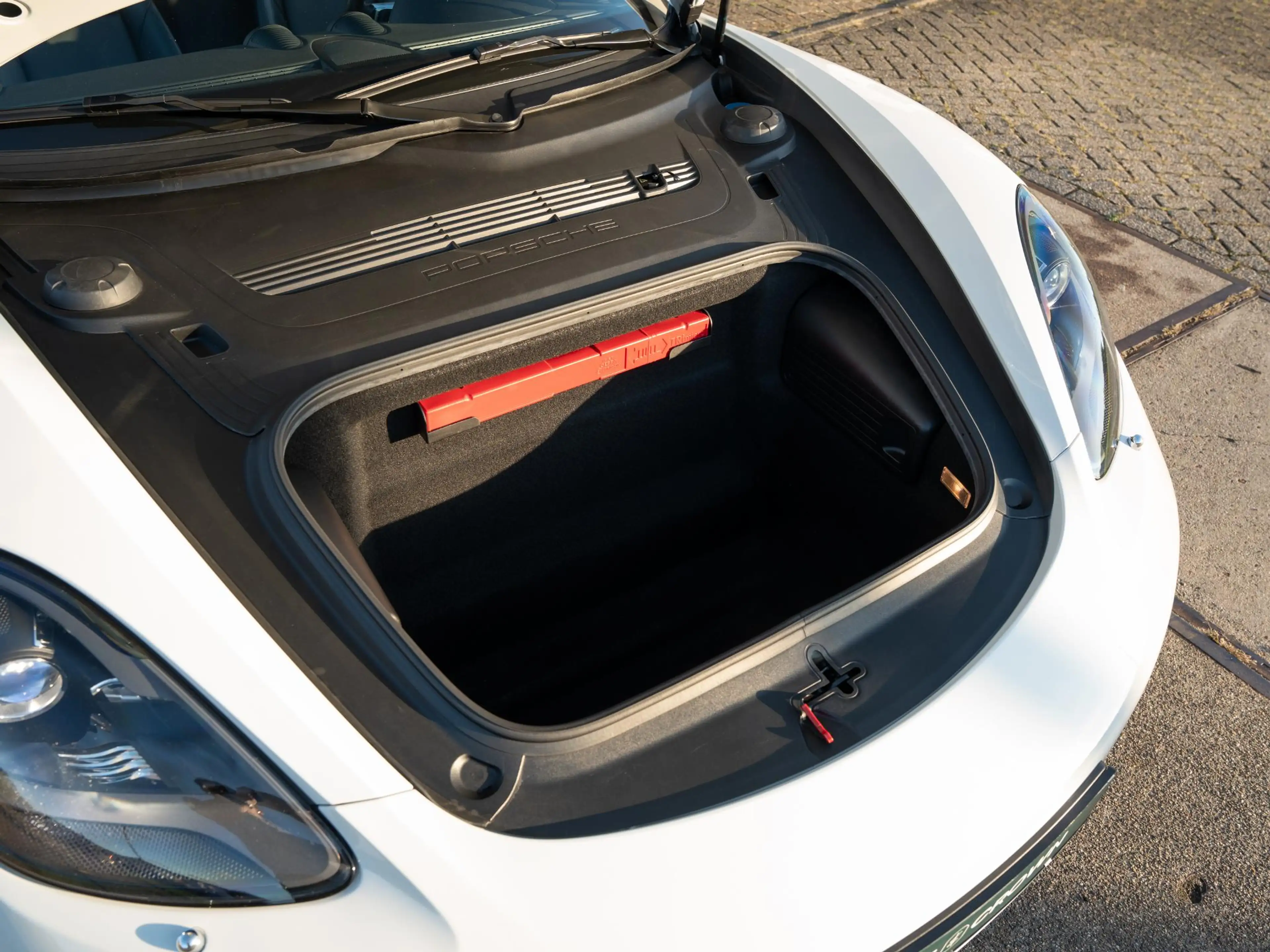 Porsche 718 Boxster 2.0 — photo 23