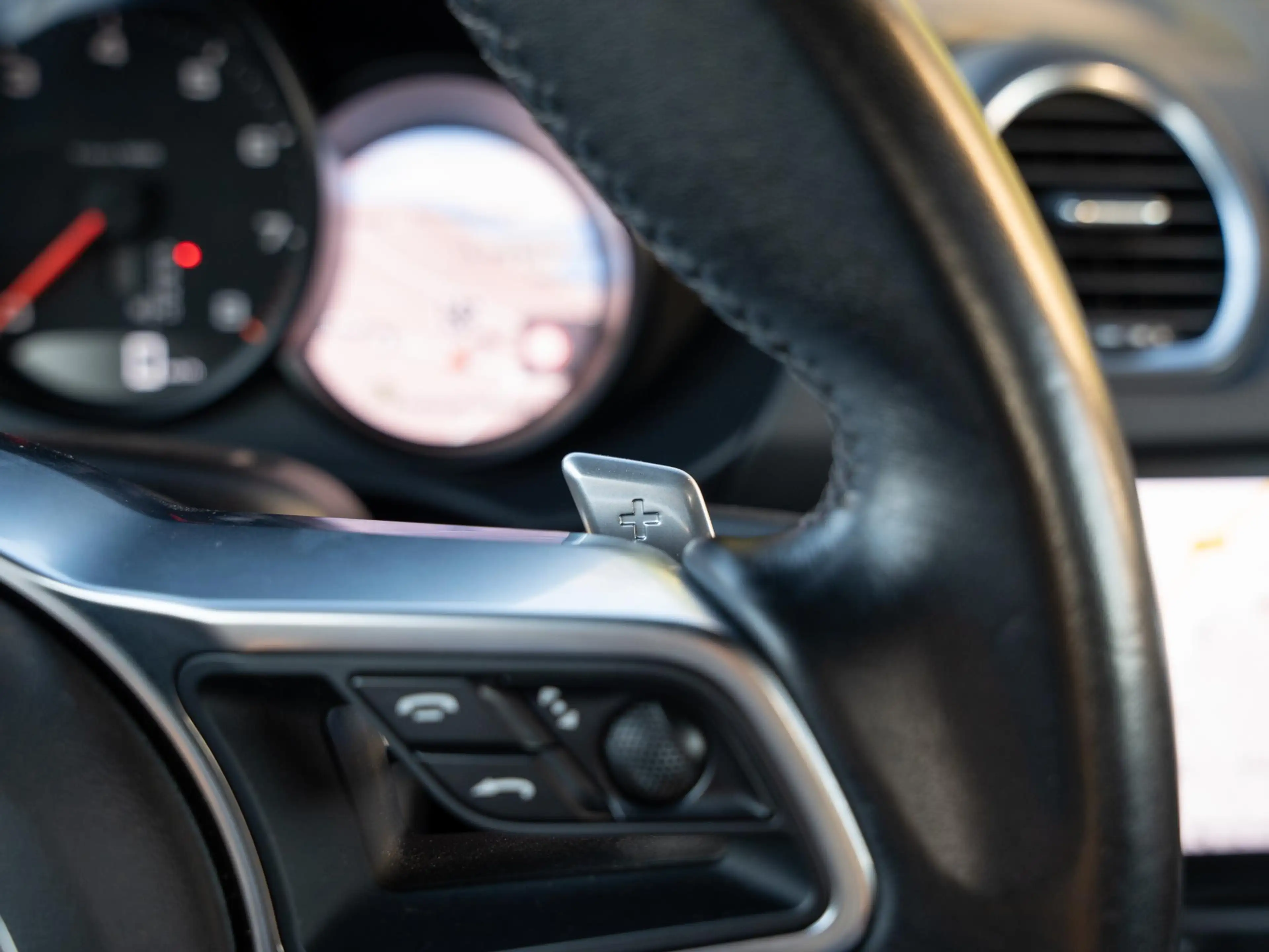 Porsche 718 Boxster 2.0 — photo 48