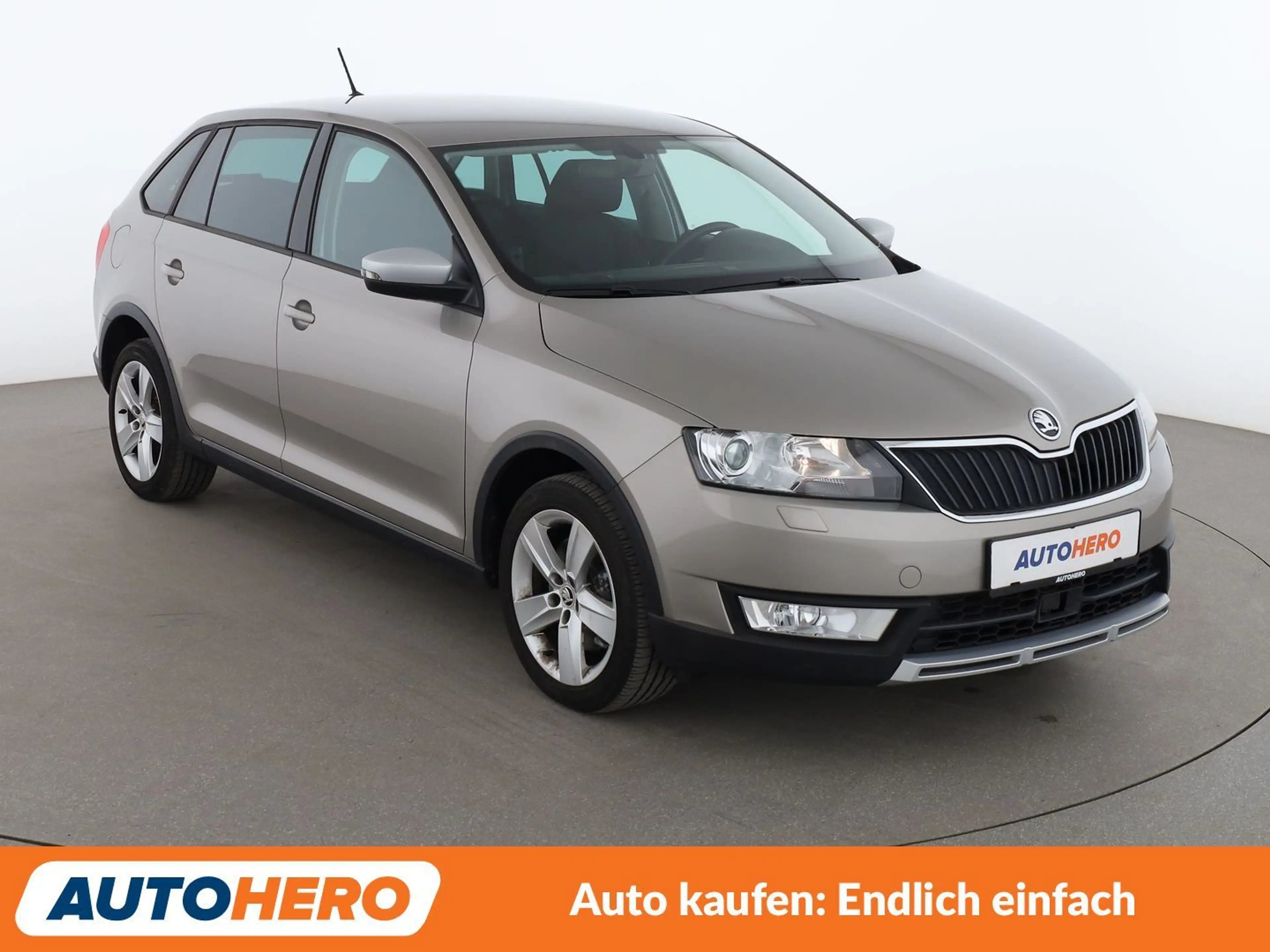 Skoda Rapid/Spaceback 1.2 TSI ScoutLine*TEMPO*PDC*SHZ*KLIMA*GARANTIE* — photo 8