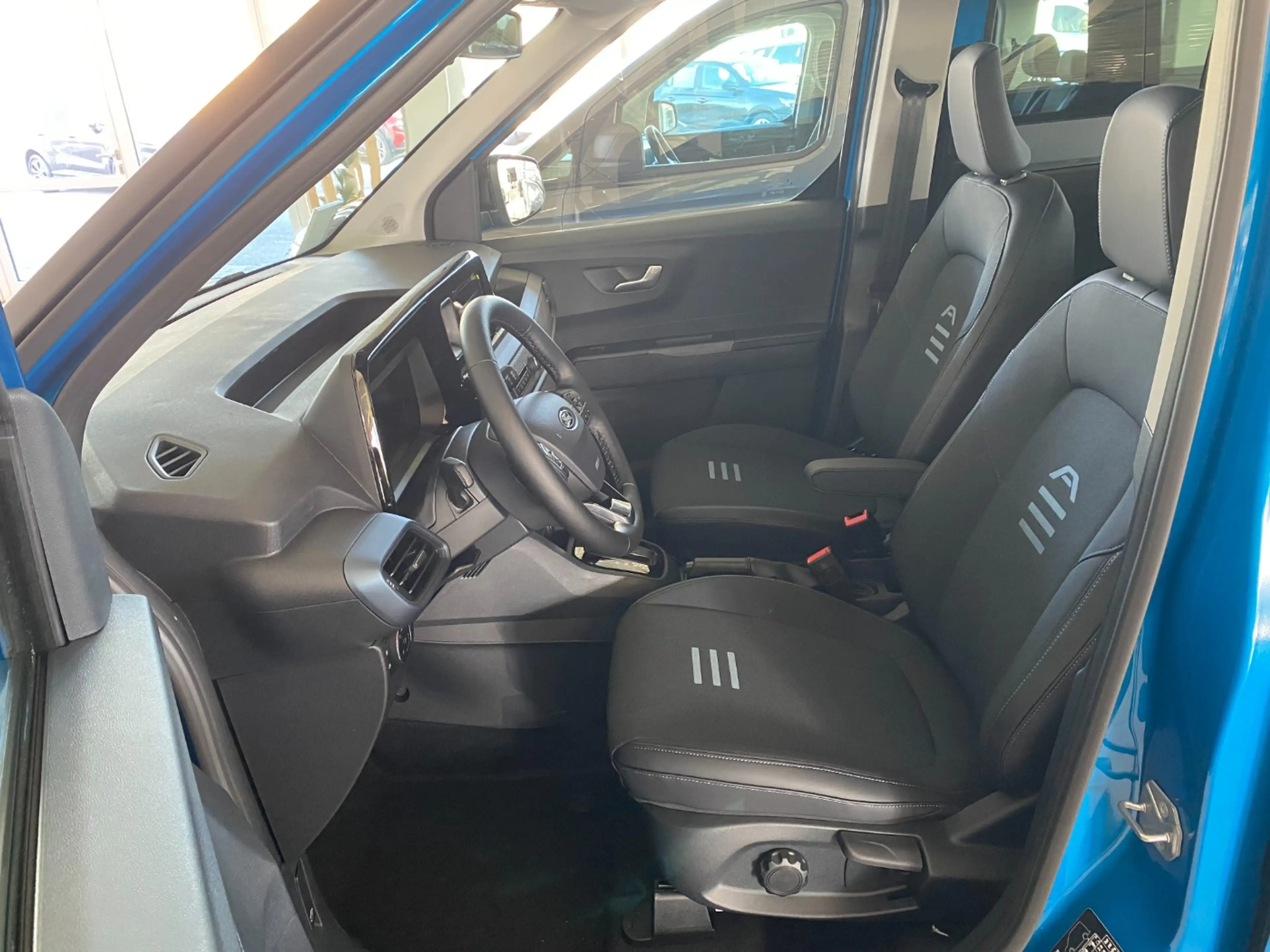 Ford Tourneo Courier 1.0 EcoBoost ACC*Navi*SHZ — photo 11