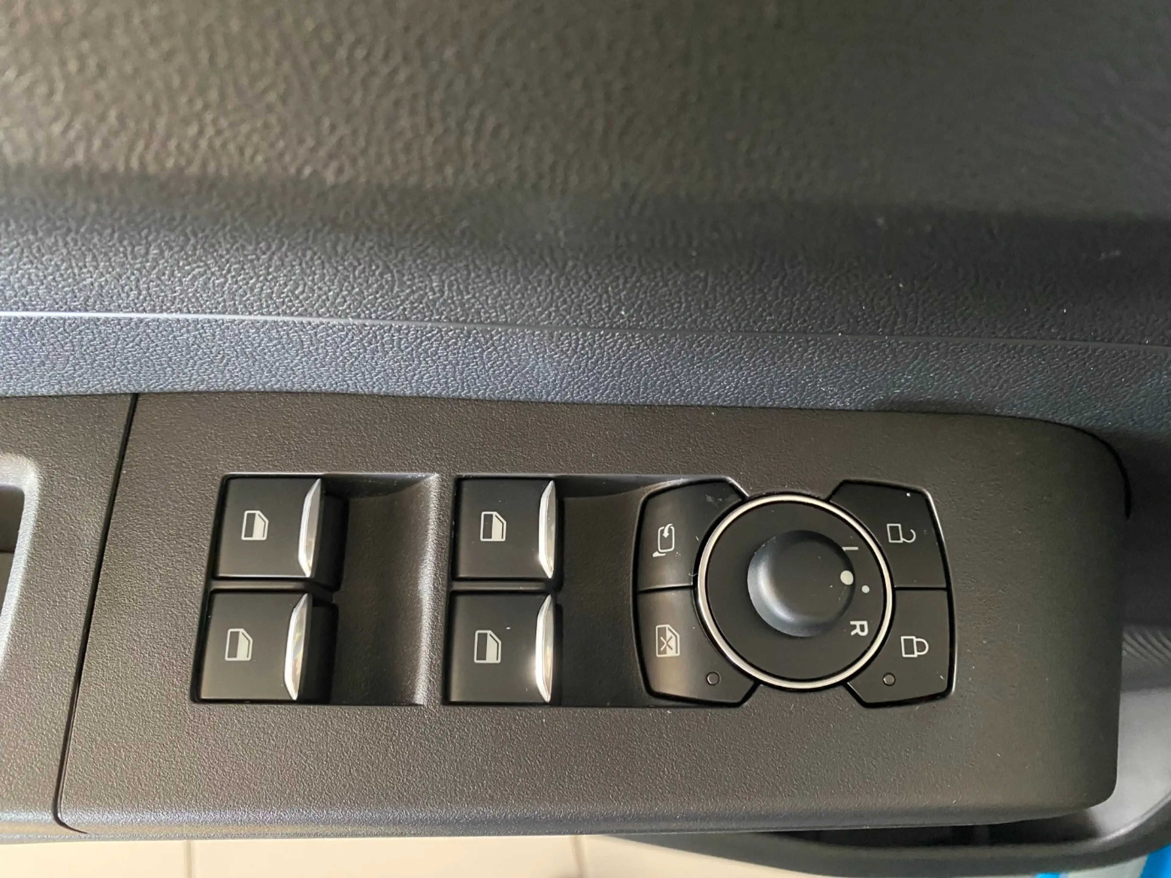 Ford Tourneo Courier 1.0 EcoBoost ACC*Navi*SHZ — photo 12