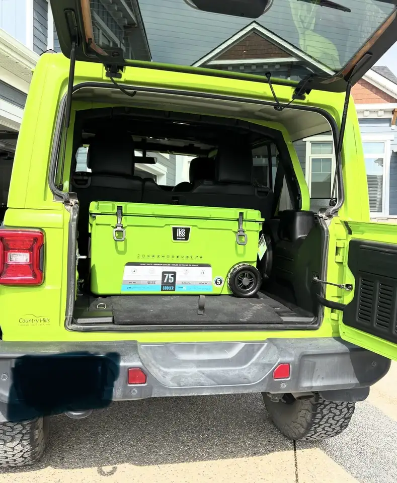 Jeep Wrangler снимка Jeep Wrangler
