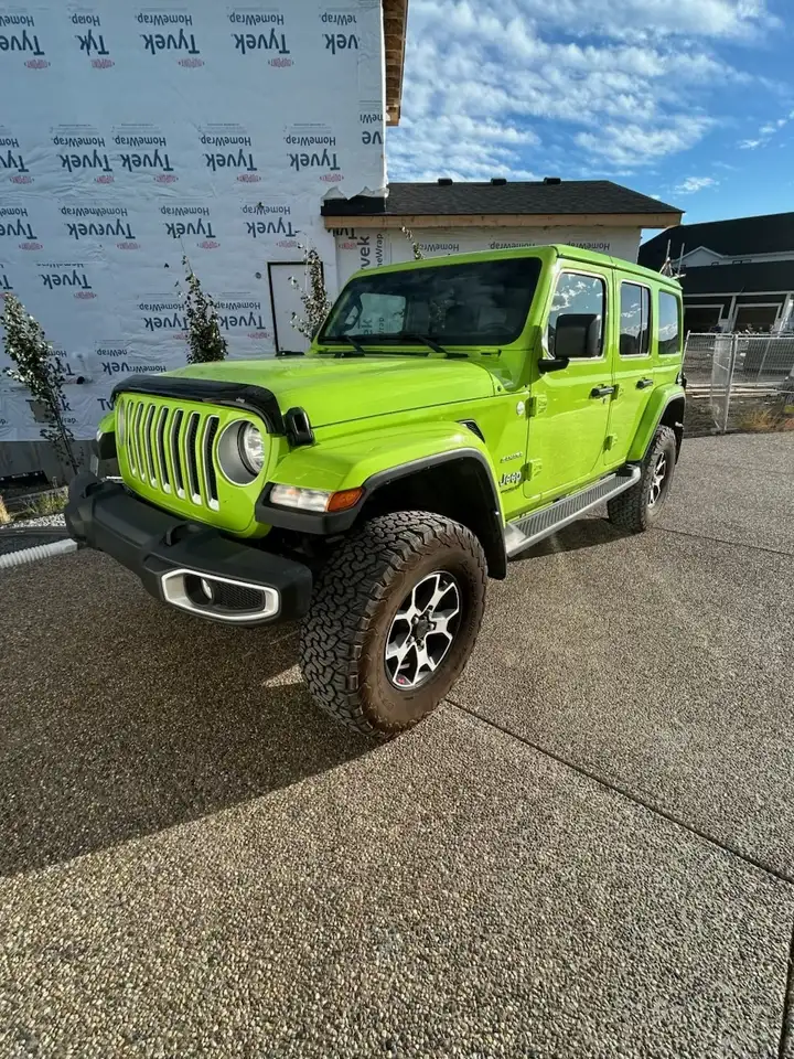 Jeep Wrangler снимка Jeep Wrangler