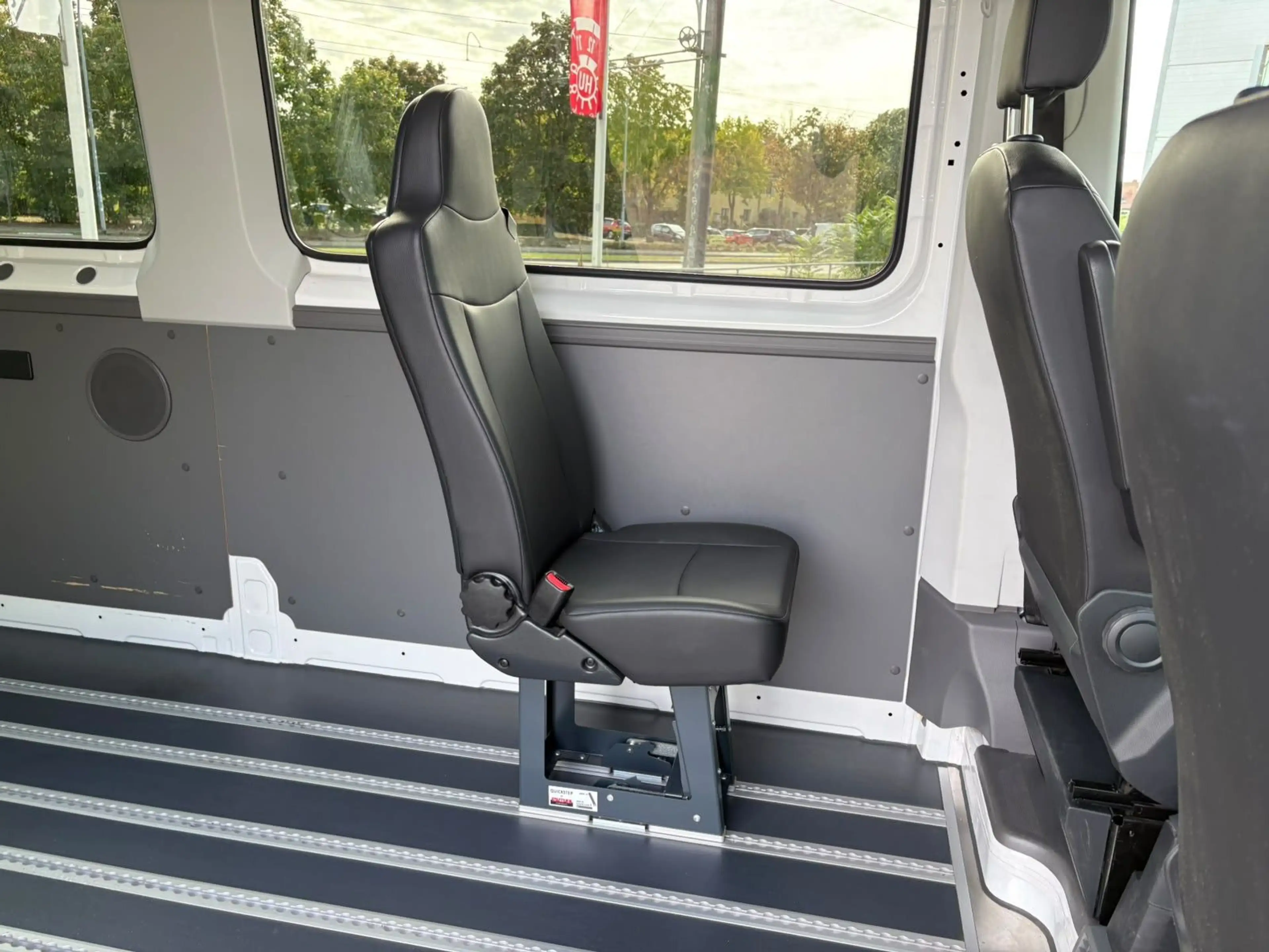 Volkswagen Crafter lang Hochdach AMF LIFT 1HAND KAMERA DSG AUTOMATI — photo 12