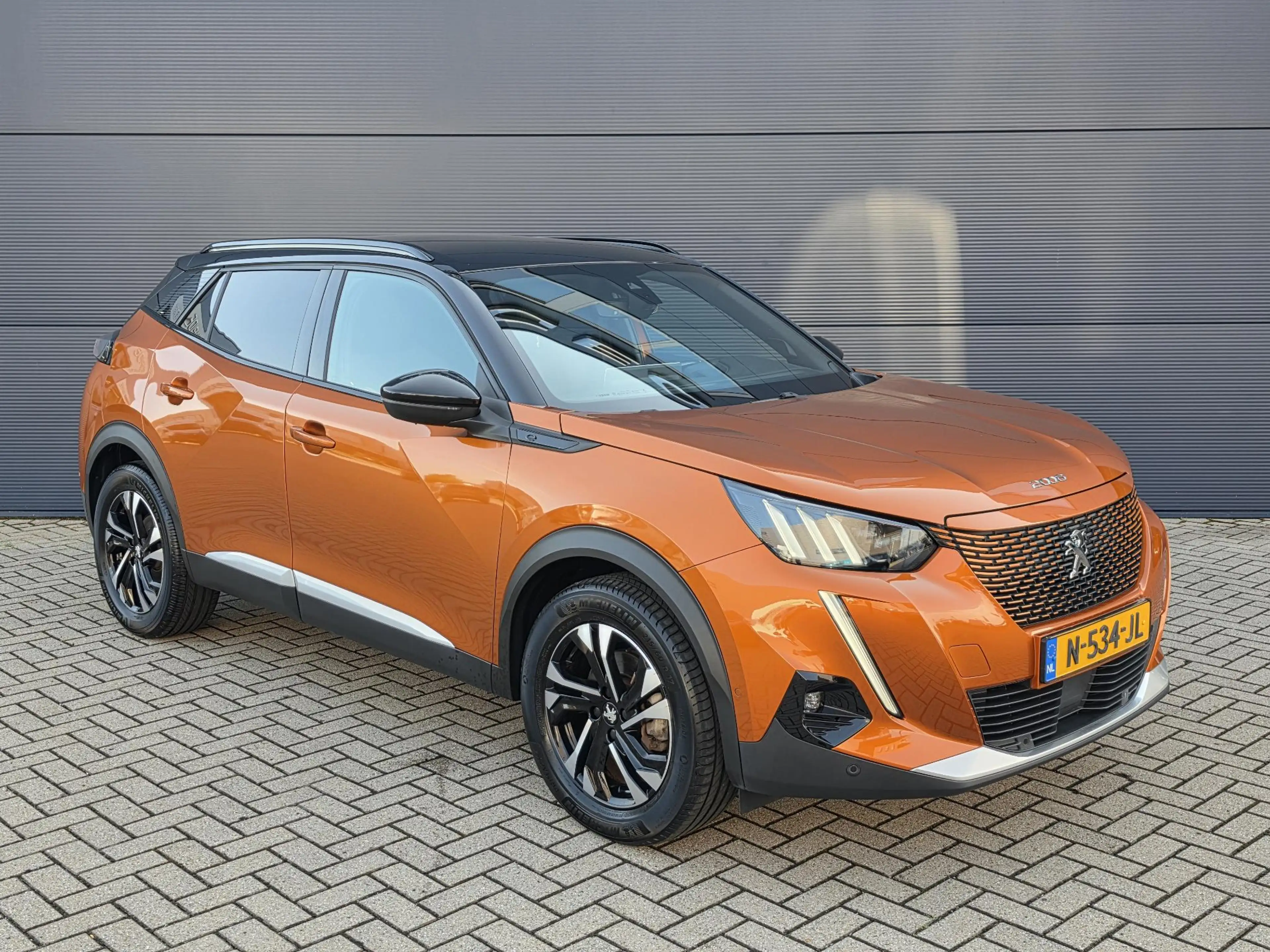 Peugeot e-2008 EV GT 50 kWh Navigatie | SOH 93% | Parkeercamera | — photo 8