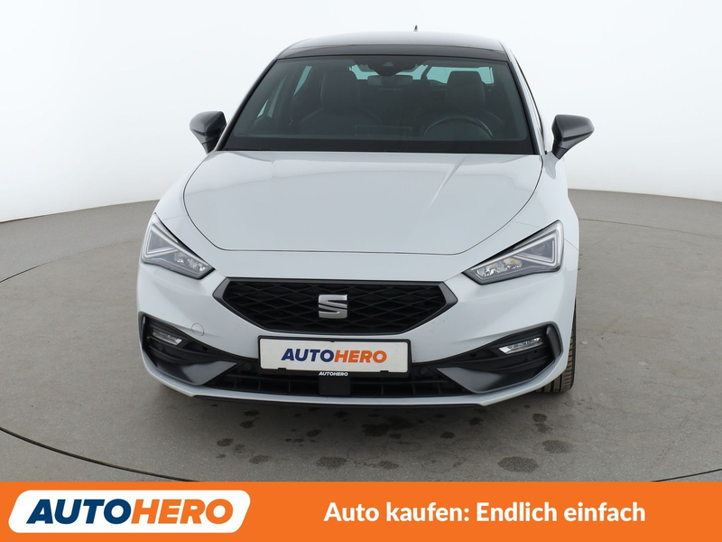 SEAT Leon 2.0 TSI FR Plus Aut.*NAVI*LED*ACC*CAM*PDC*SHZ* — photo 9