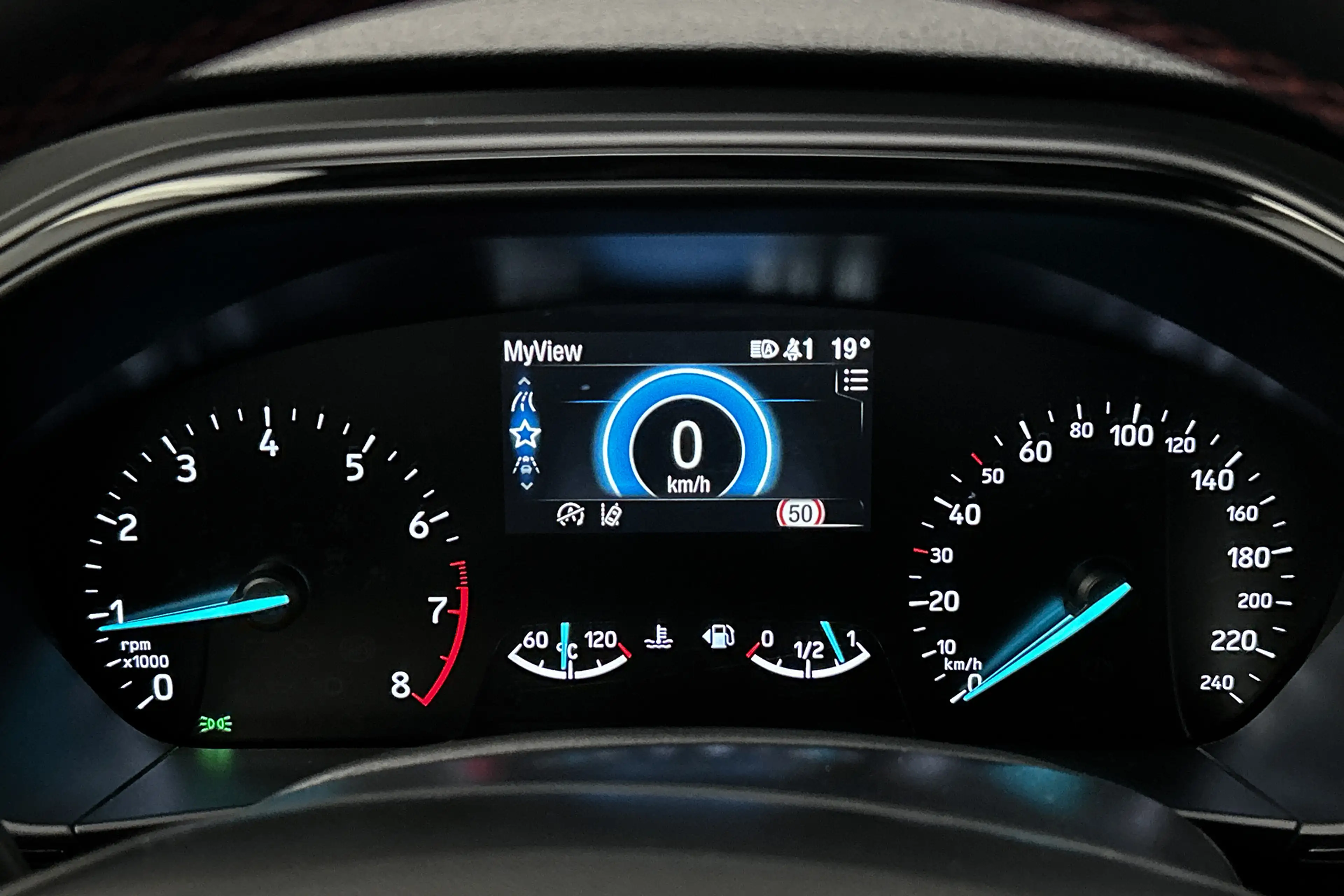 Ford Focus 1.0 EcoBoost ST Line Business | Camera | LED kopla — photo 4