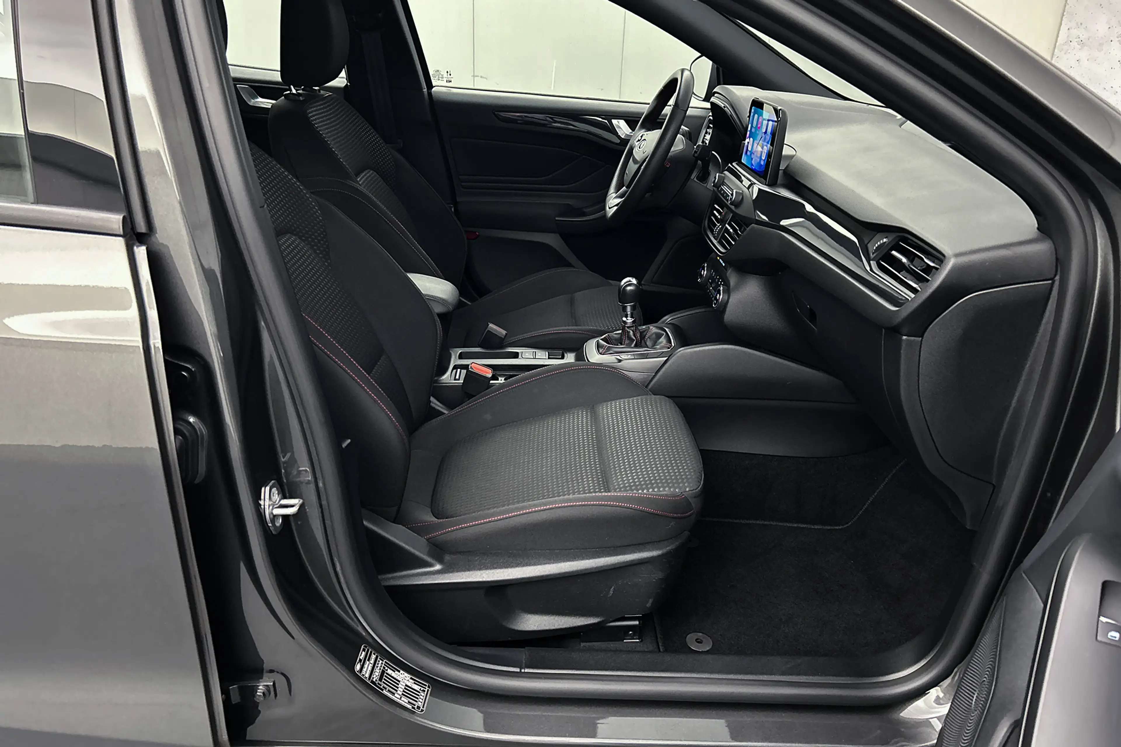 Ford Focus 1.0 EcoBoost ST Line Business | Camera | LED kopla — photo 32