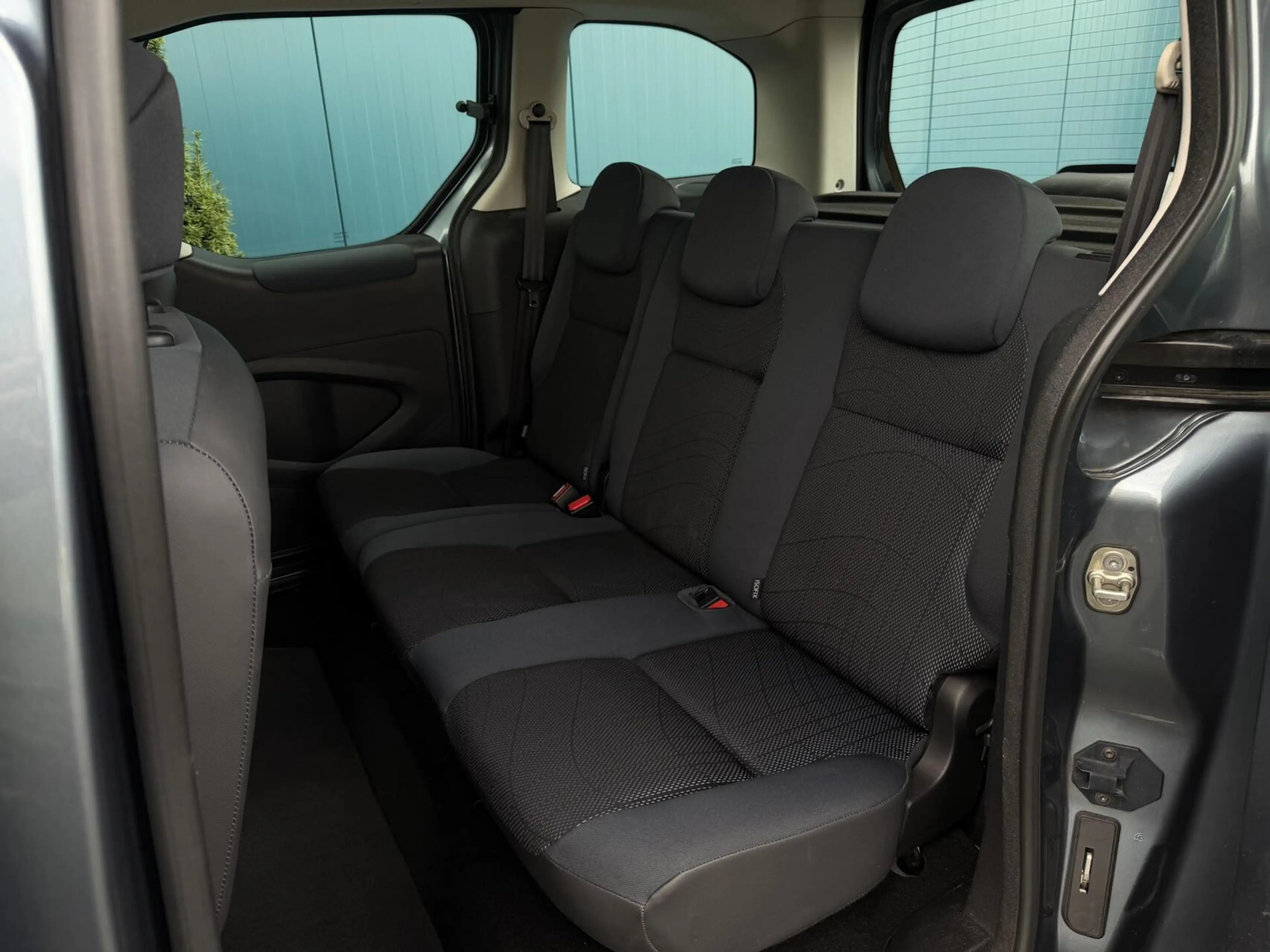 Peugeot Partner Tepee 1.6 e-HDi AUT. Active TREKH | CRUISE | AC | — photo 10