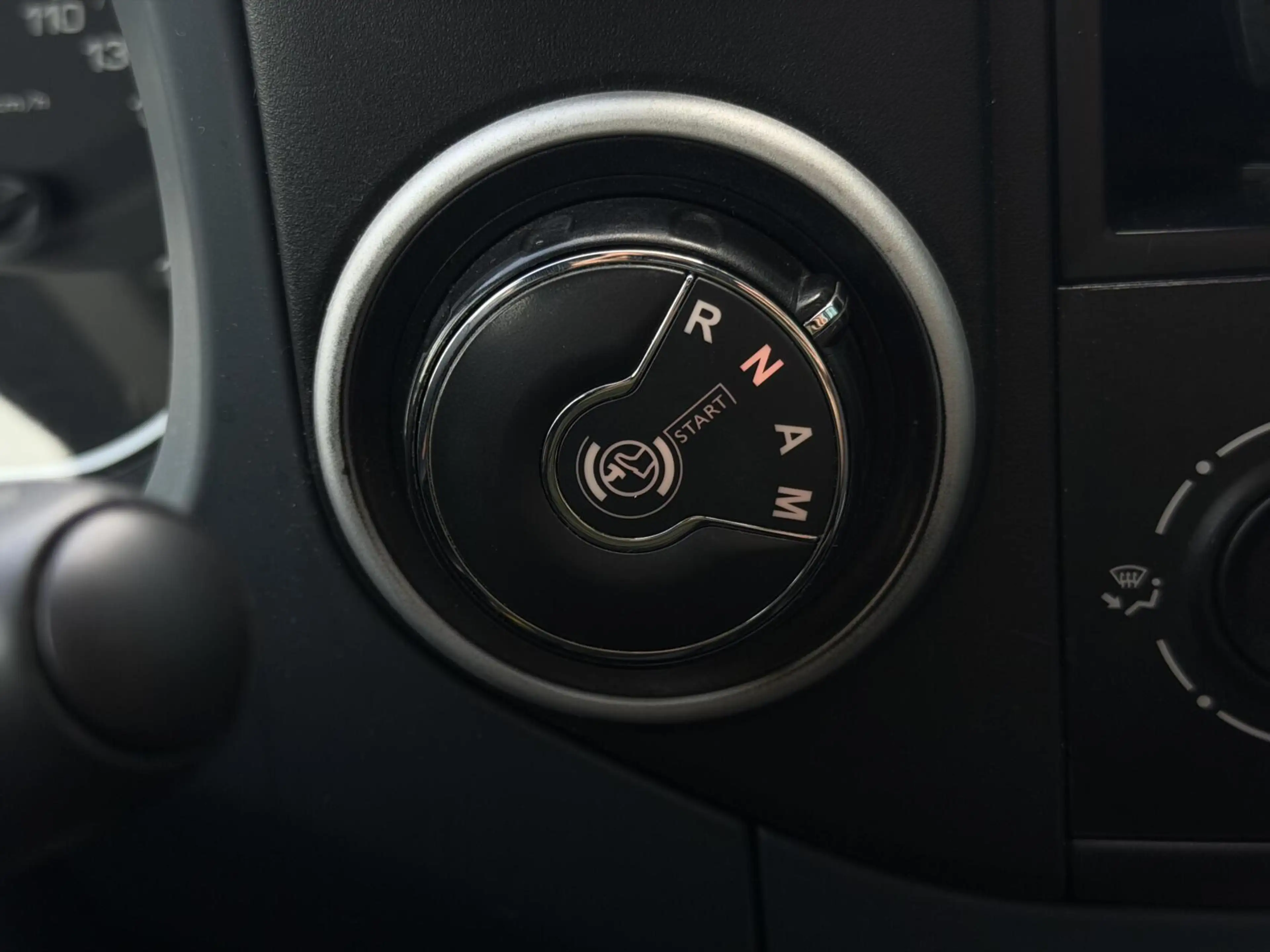 Peugeot Partner Tepee 1.6 e-HDi AUT. Active TREKH | CRUISE | AC | — photo 18
